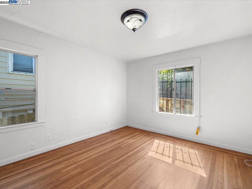Detail Gallery Image 23 of 41 For 2637 Inyo Ave, Oakland,  CA 94601 - 3 Beds | 2 Baths