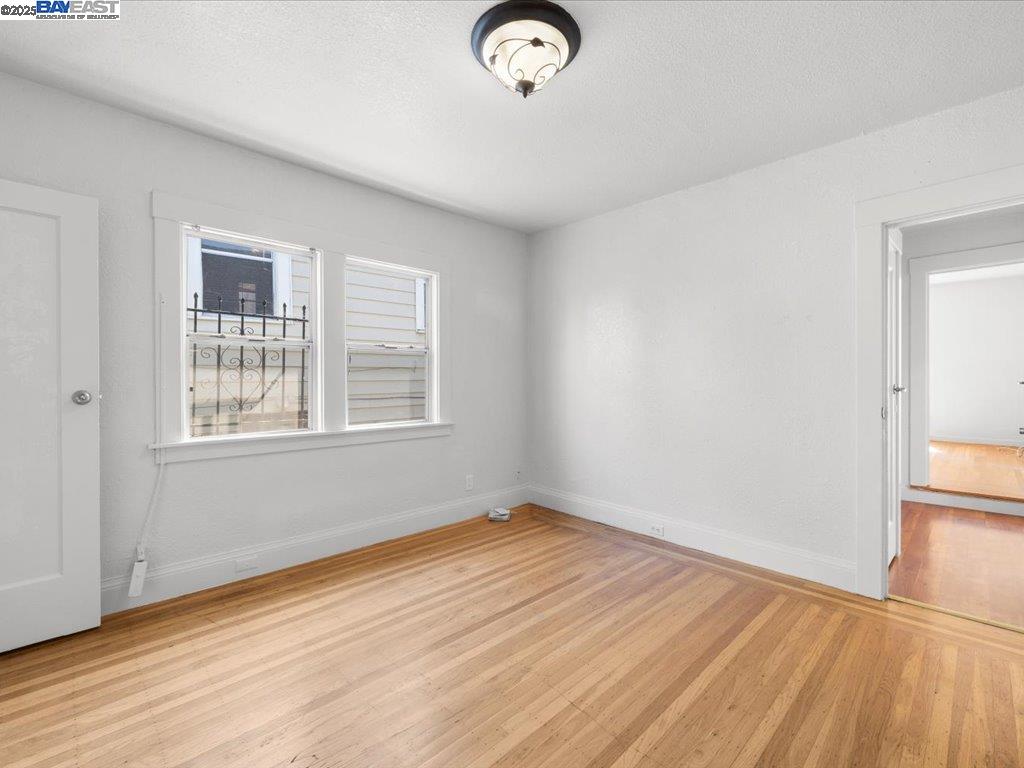 Detail Gallery Image 24 of 41 For 2637 Inyo Ave, Oakland,  CA 94601 - 3 Beds | 2 Baths