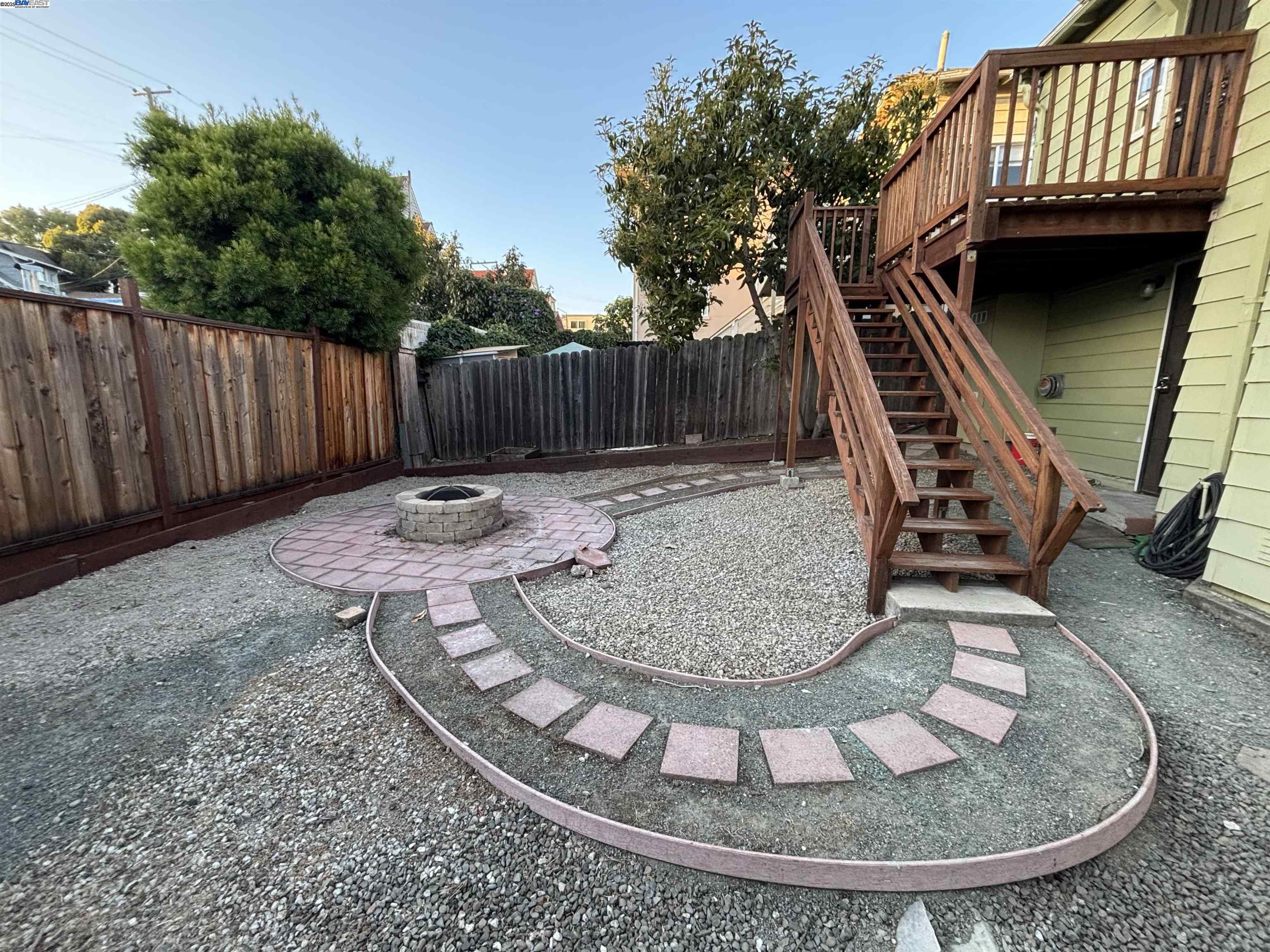 Detail Gallery Image 26 of 41 For 2637 Inyo Ave, Oakland,  CA 94601 - 3 Beds | 2 Baths