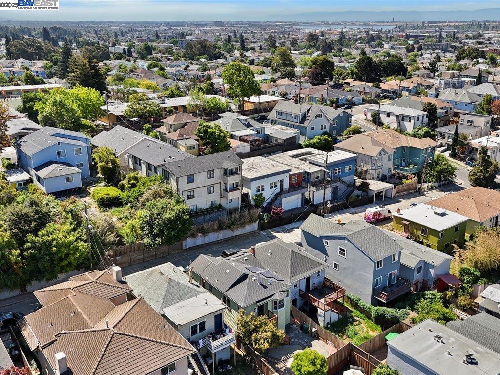 Detail Gallery Image 37 of 41 For 2637 Inyo Ave, Oakland,  CA 94601 - 3 Beds | 2 Baths