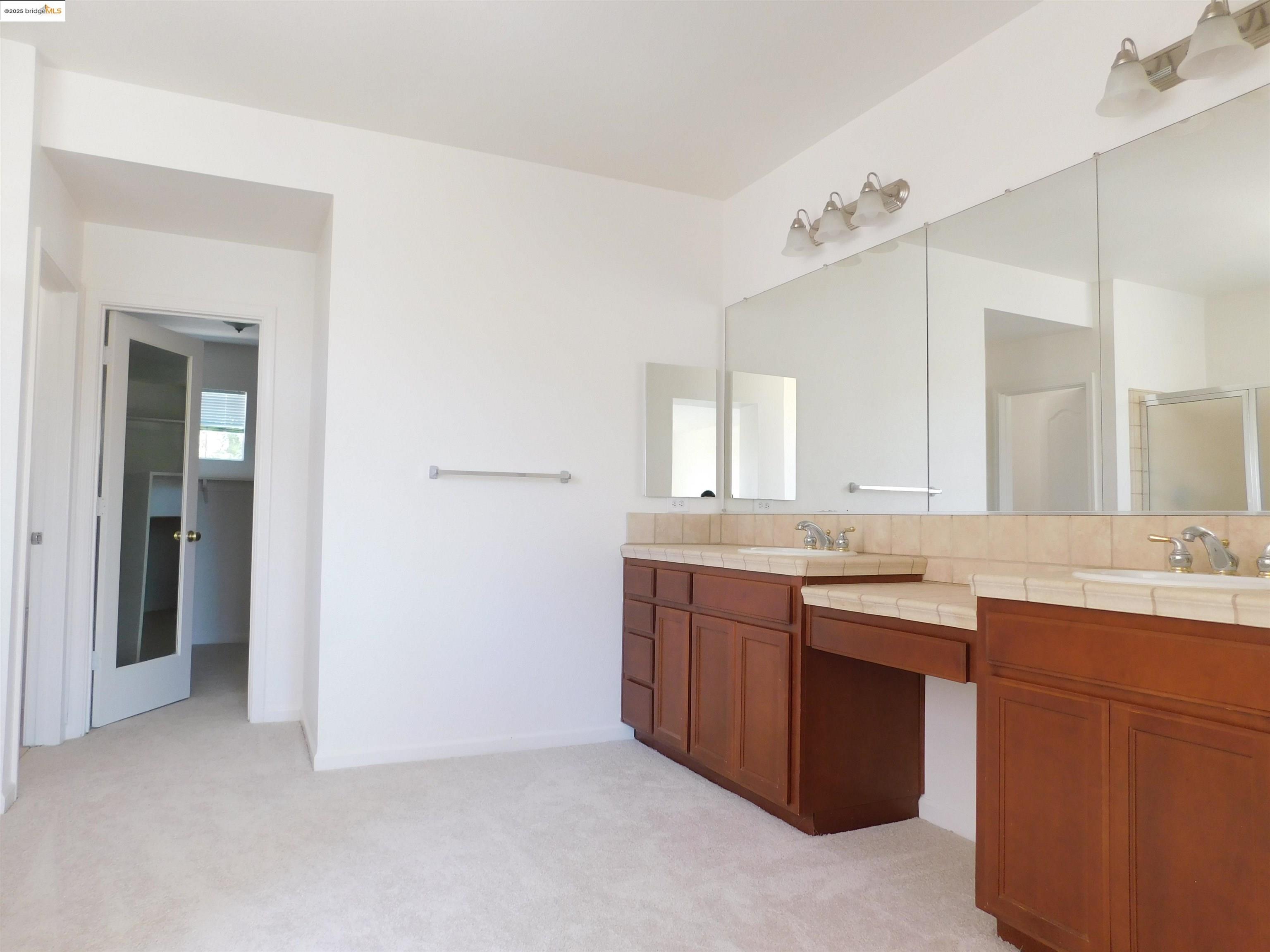 Detail Gallery Image 9 of 17 For 3915 Hummingbird Dr, Antioch,  CA 94509 - 5 Beds | 3 Baths