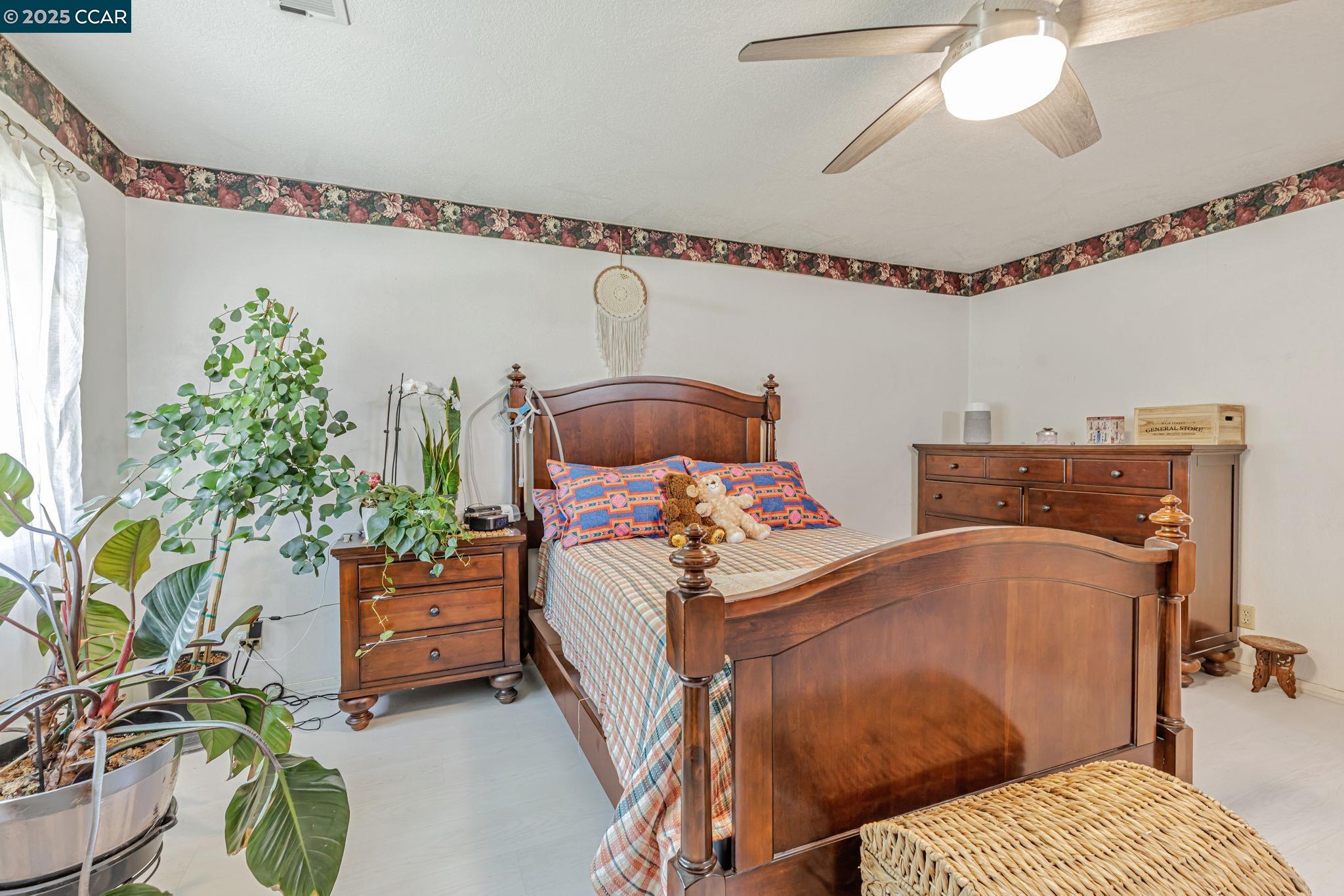 Detail Gallery Image 26 of 38 For 4564 Winding River Cir, Stockton,  CA 95219 - 3 Beds | 2 Baths