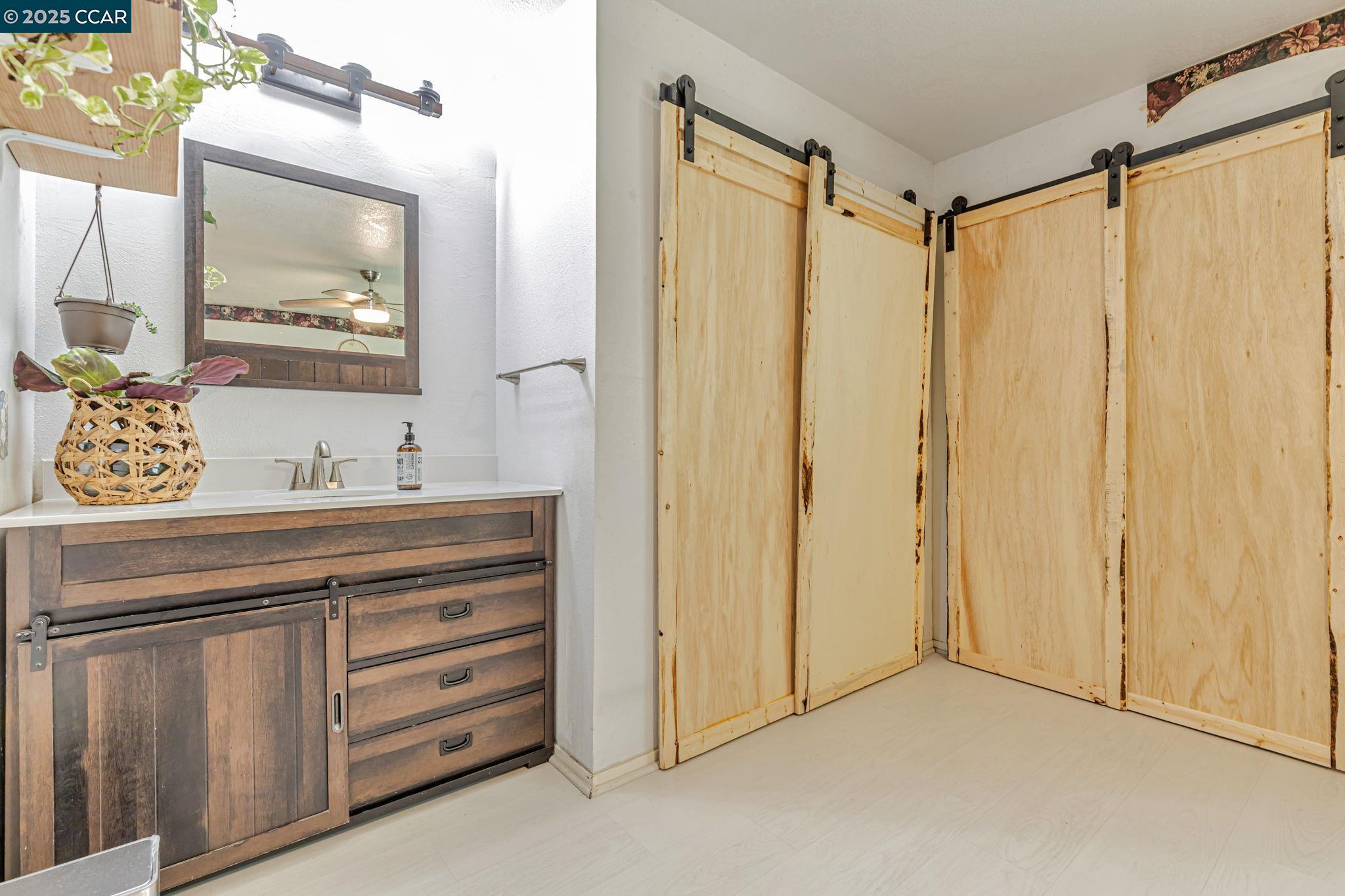 Detail Gallery Image 31 of 38 For 4564 Winding River Cir, Stockton,  CA 95219 - 3 Beds | 2 Baths
