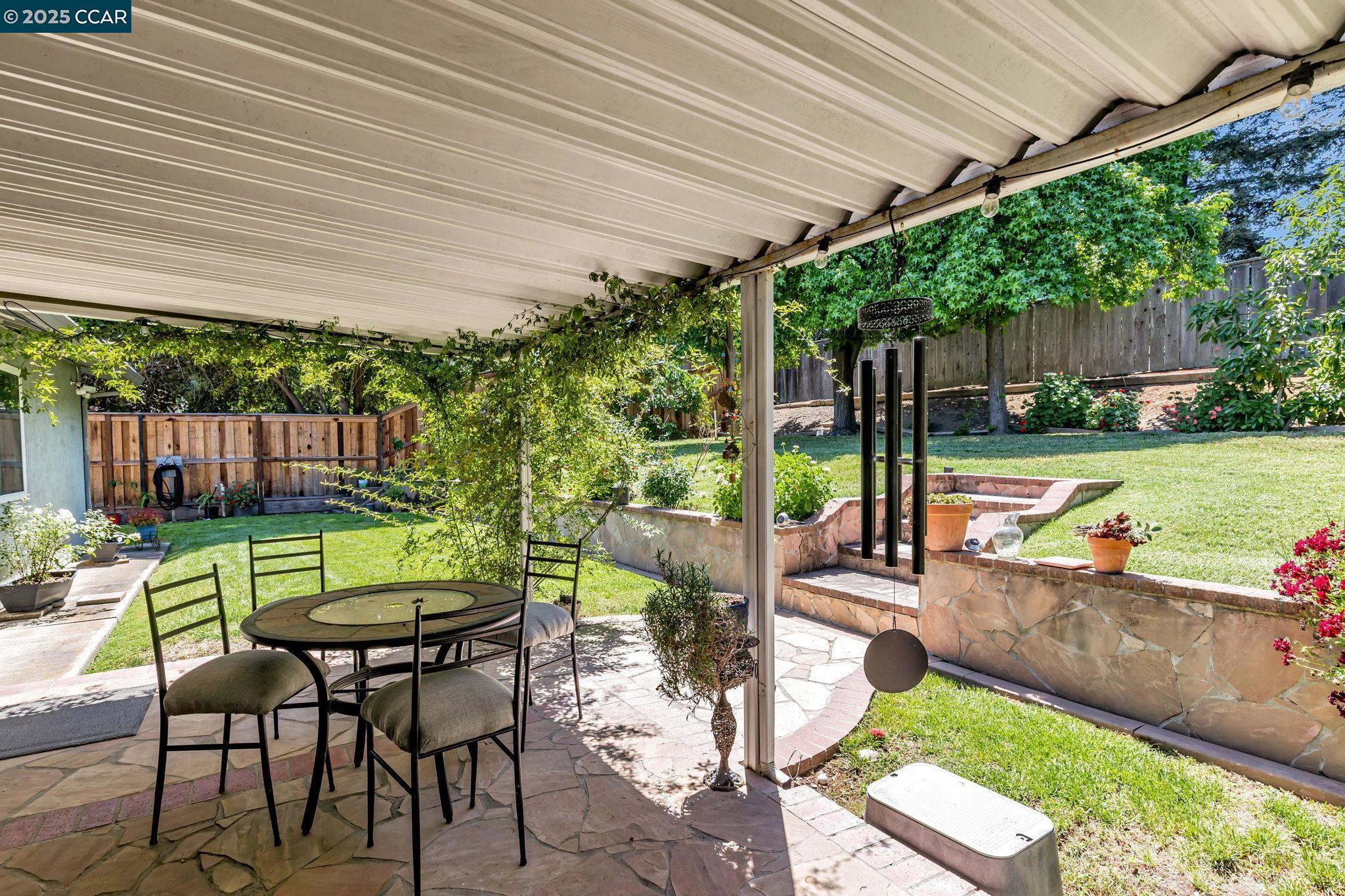 Detail Gallery Image 32 of 38 For 4564 Winding River Cir, Stockton,  CA 95219 - 3 Beds | 2 Baths
