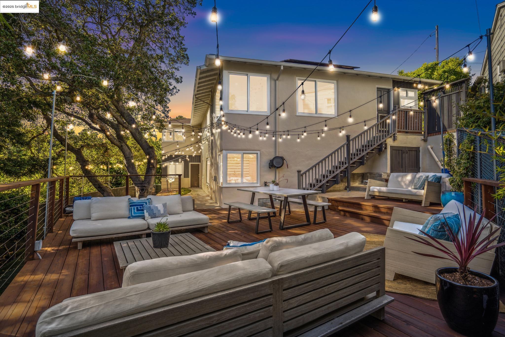Detail Gallery Image 59 of 60 For 3901 Oakmore Rd, Oakland,  CA 94602 - 4 Beds | 3 Baths