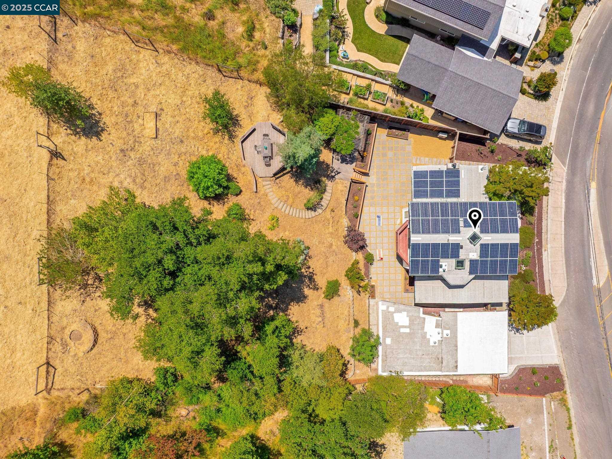 Detail Gallery Image 25 of 26 For 1725 Springbrook Rd, Lafayette,  CA 94549 - 5 Beds | 2 Baths