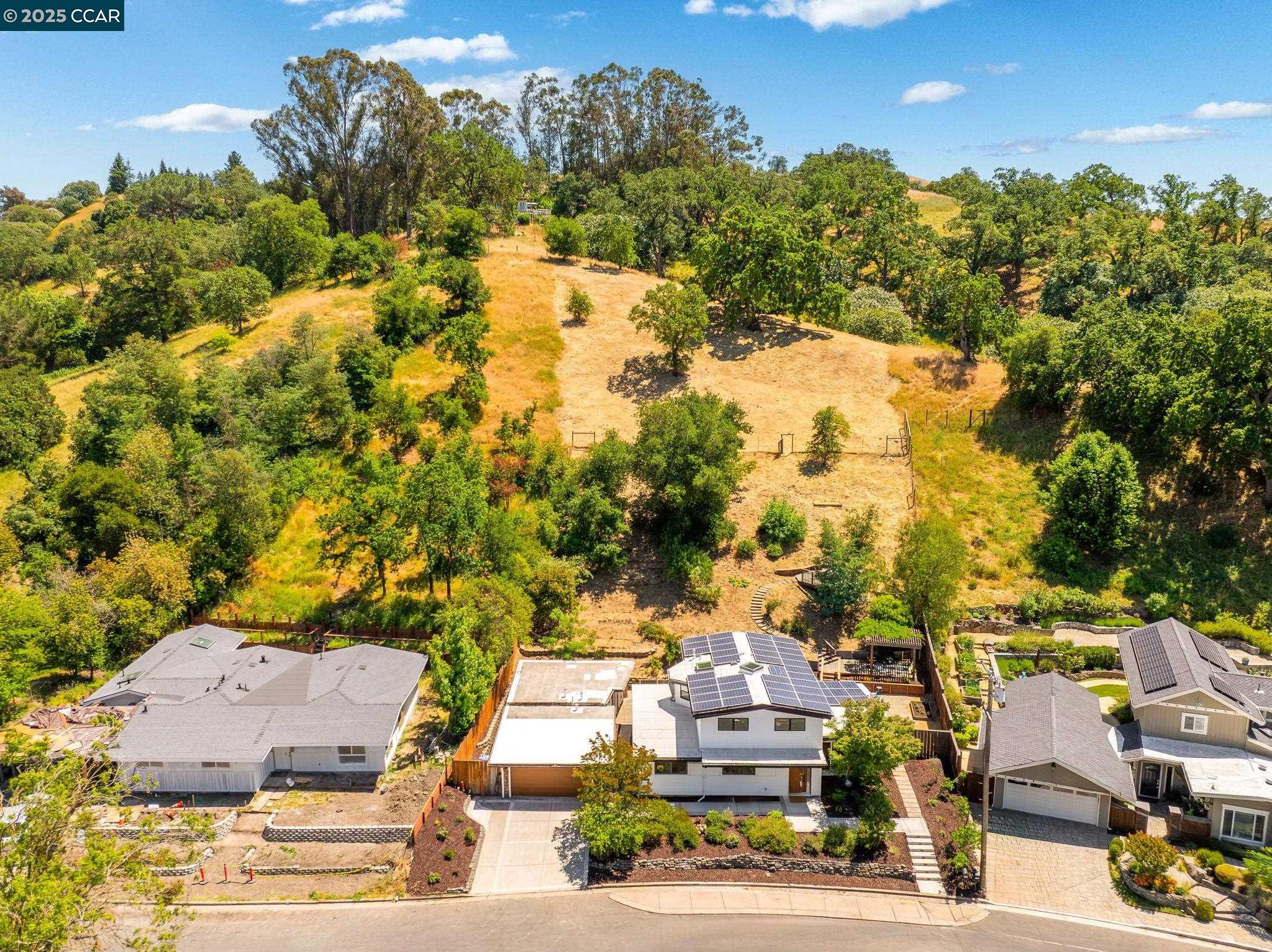 Detail Gallery Image 26 of 26 For 1725 Springbrook Rd, Lafayette,  CA 94549 - 5 Beds | 2 Baths