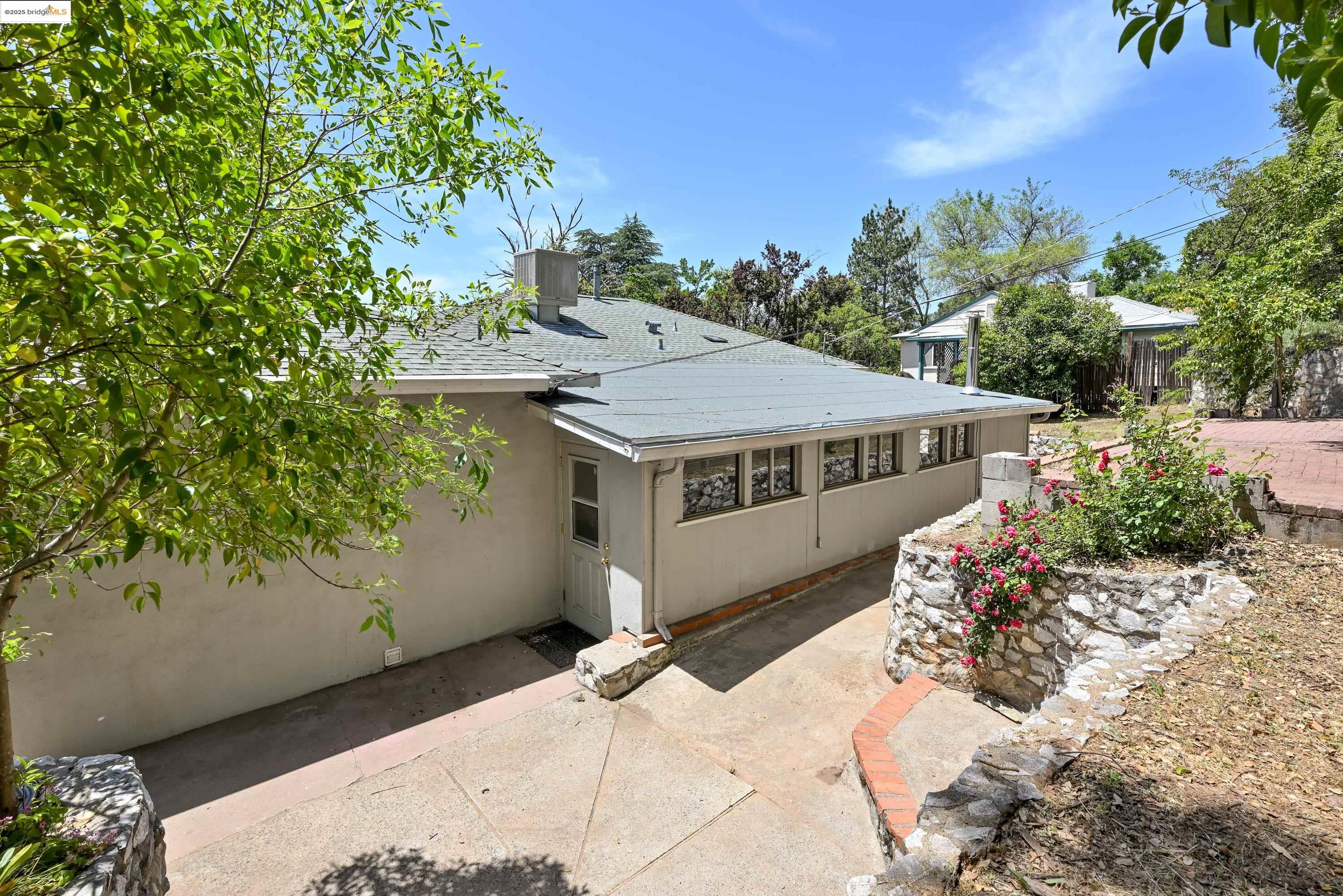 Detail Gallery Image 27 of 42 For 11244 Circle Dr, Jamestown,  CA 95327 - 3 Beds | 1 Baths