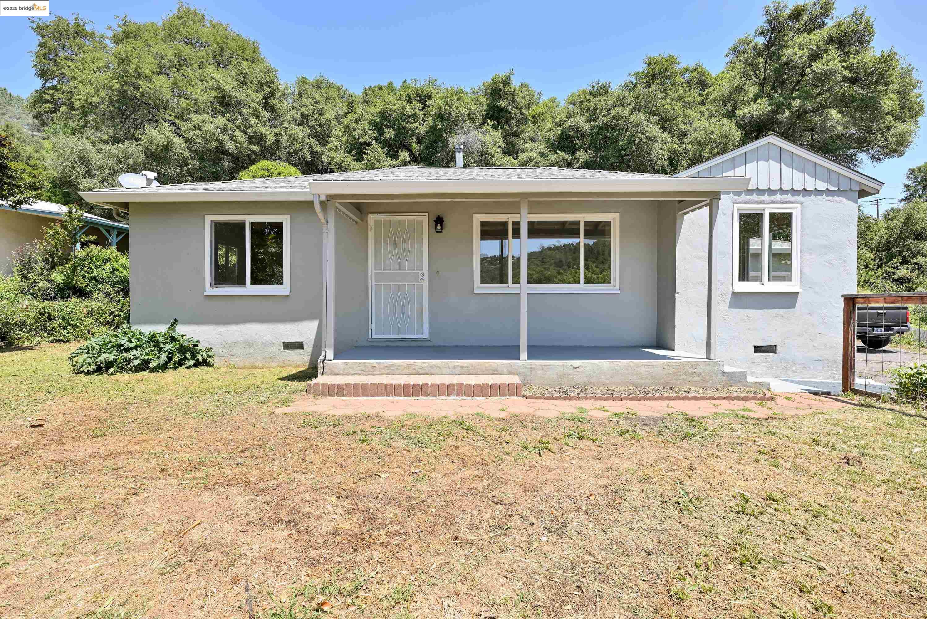 Detail Gallery Image 5 of 42 For 11244 Circle Dr, Jamestown,  CA 95327 - 3 Beds | 1 Baths