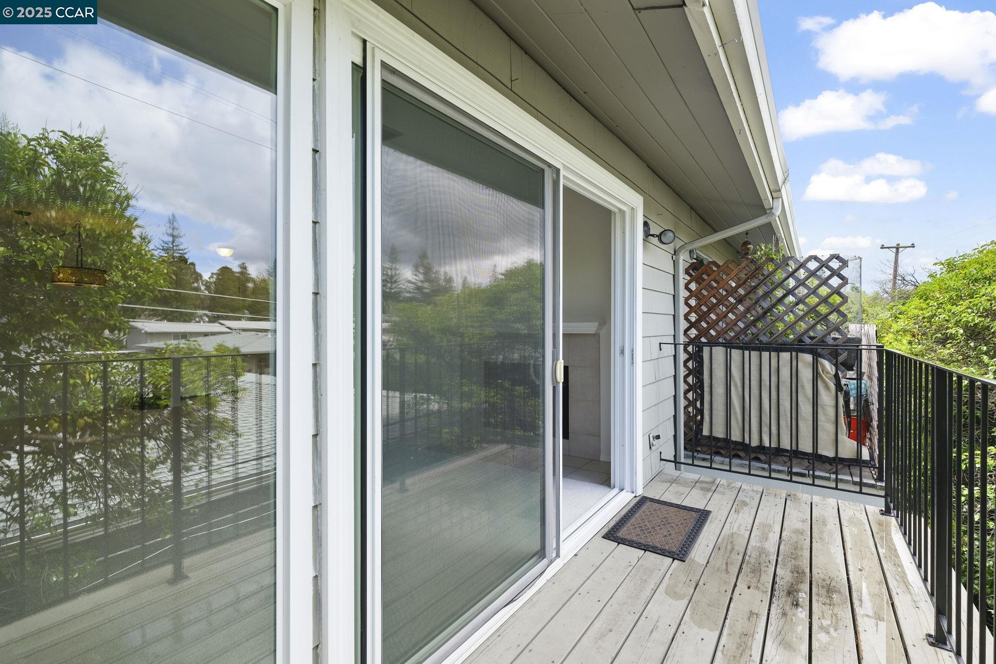 Detail Gallery Image 14 of 29 For 1077 Wesley Ct #7,  Walnut Creek,  CA 94597 - 2 Beds | 2 Baths