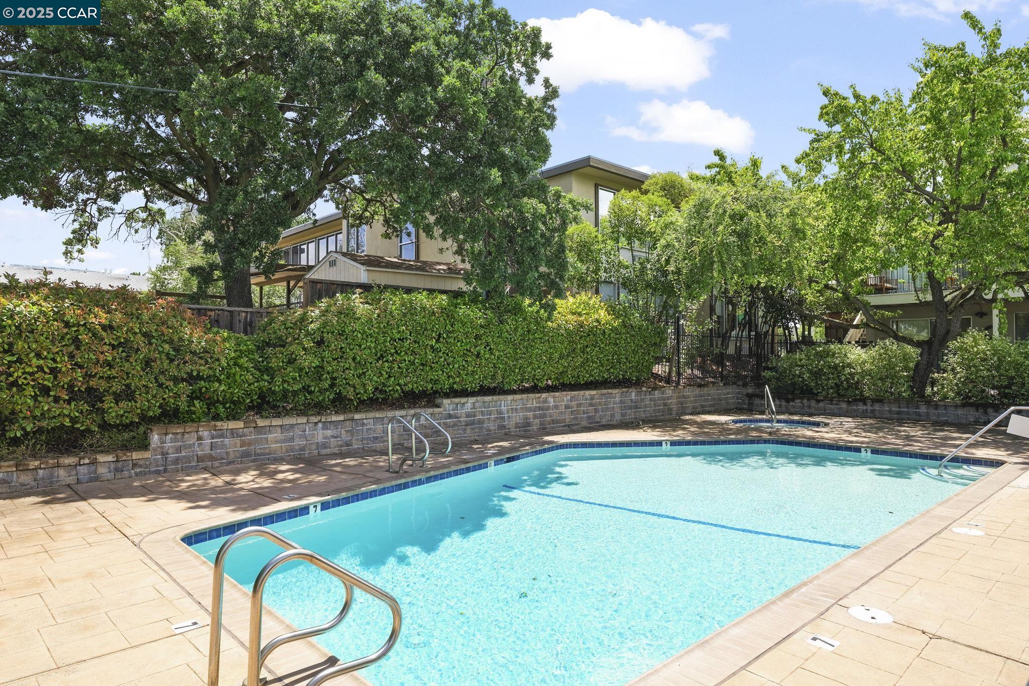 Detail Gallery Image 28 of 29 For 1077 Wesley Ct #7,  Walnut Creek,  CA 94597 - 2 Beds | 2 Baths