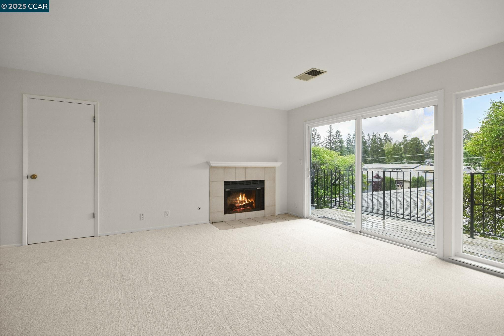 Detail Gallery Image 7 of 29 For 1077 Wesley Ct #7,  Walnut Creek,  CA 94597 - 2 Beds | 2 Baths