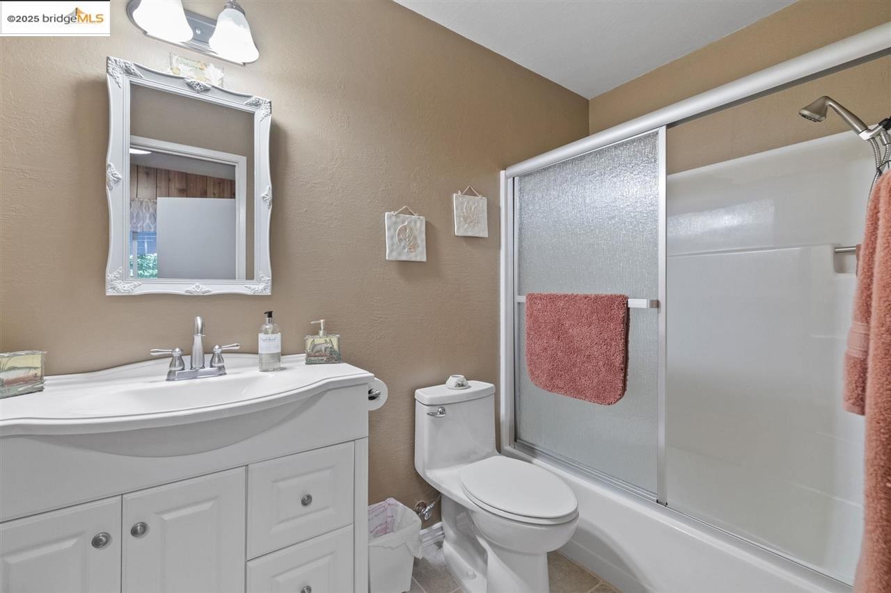 Detail Gallery Image 14 of 31 For 16975 E Brookside, Sonora,  CA 95370 - 3 Beds | 2 Baths