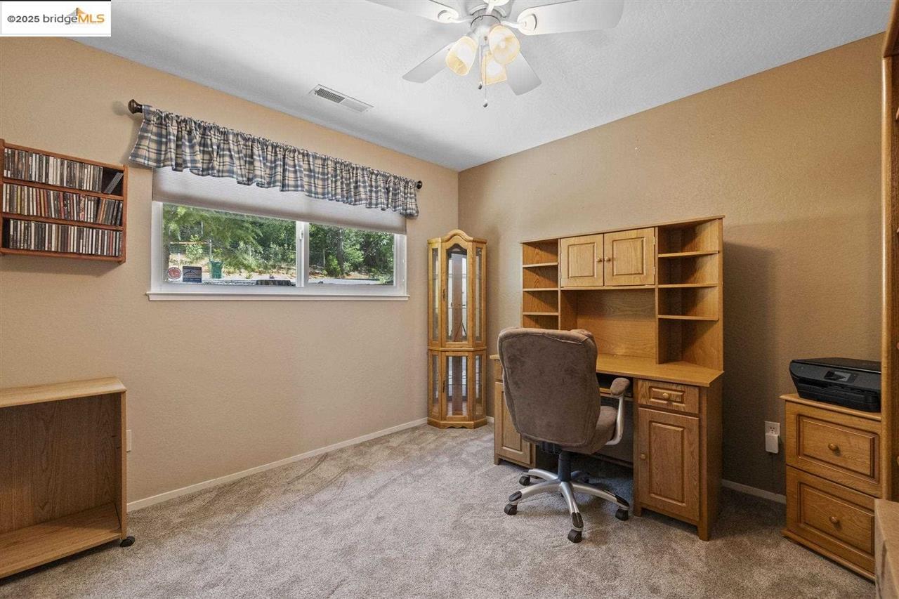 Detail Gallery Image 15 of 31 For 16975 E Brookside, Sonora,  CA 95370 - 3 Beds | 2 Baths