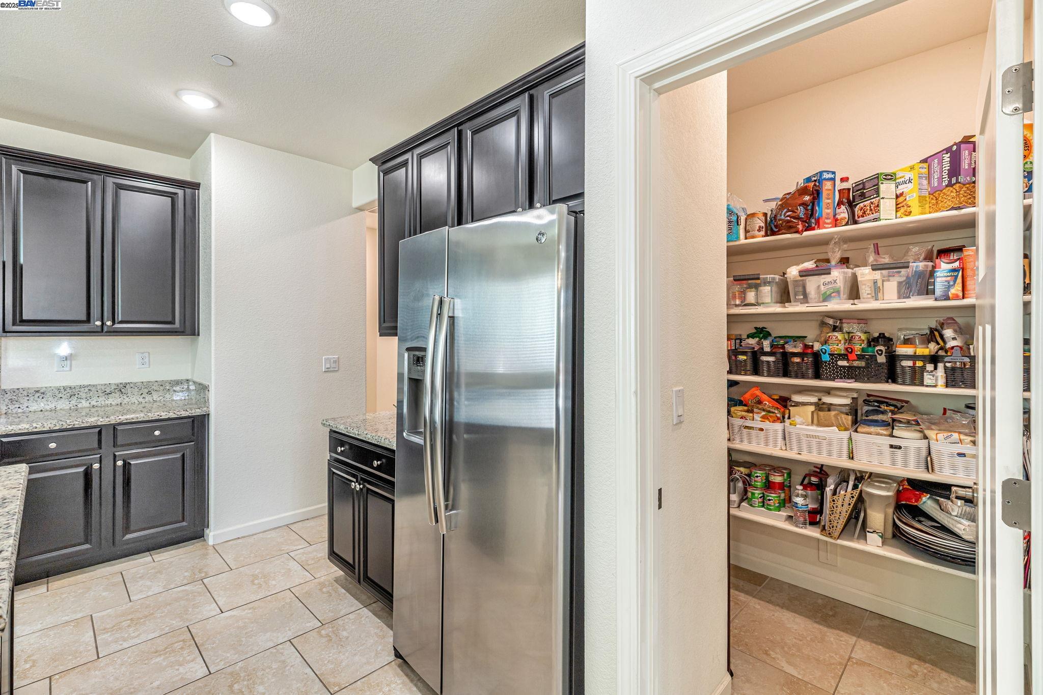 Detail Gallery Image 21 of 50 For 9315 Wild Lilac Cir, Sacramento,  CA 95829 - 4 Beds | 2 Baths
