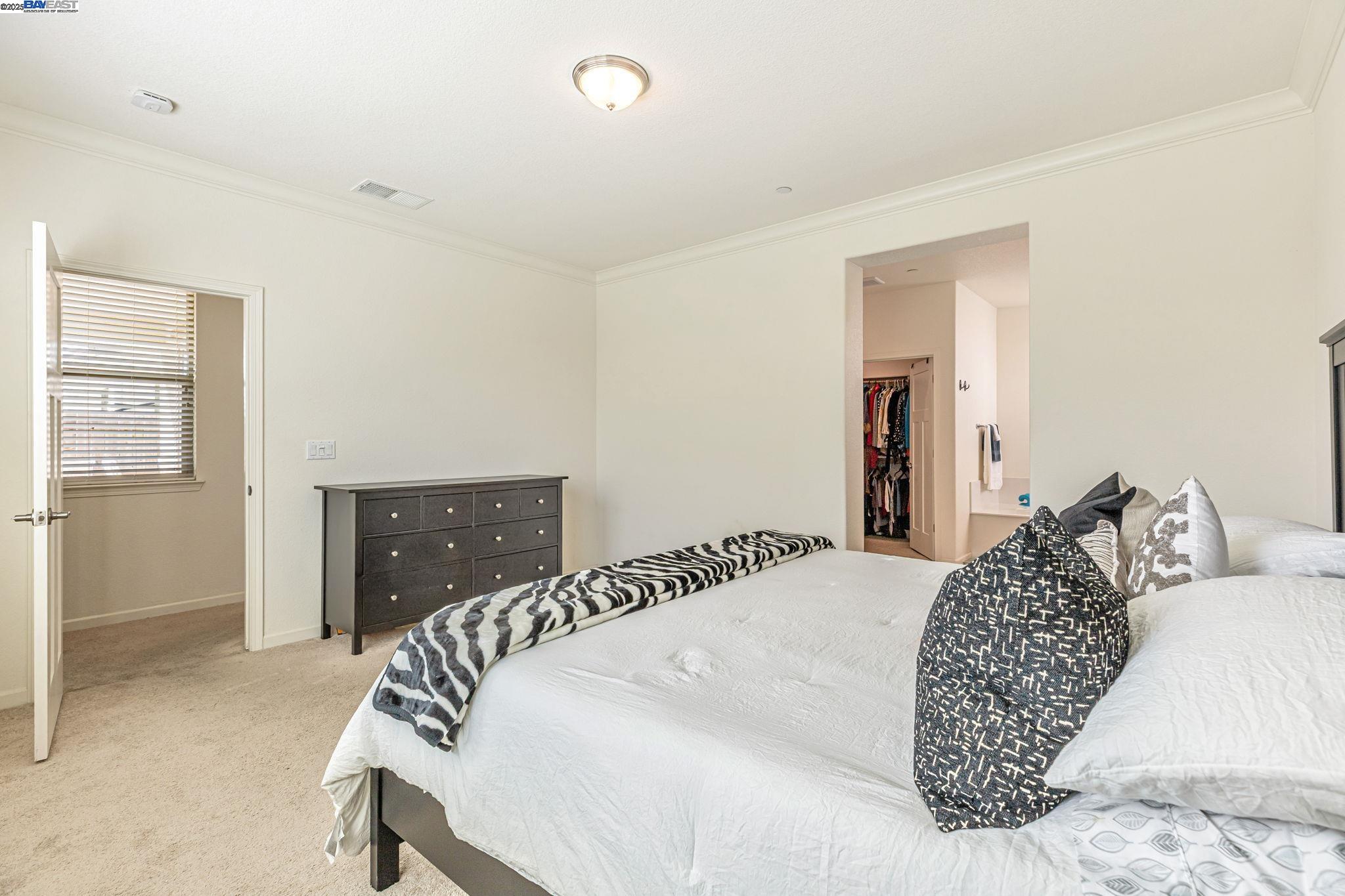Detail Gallery Image 36 of 50 For 9315 Wild Lilac Cir, Sacramento,  CA 95829 - 4 Beds | 2 Baths