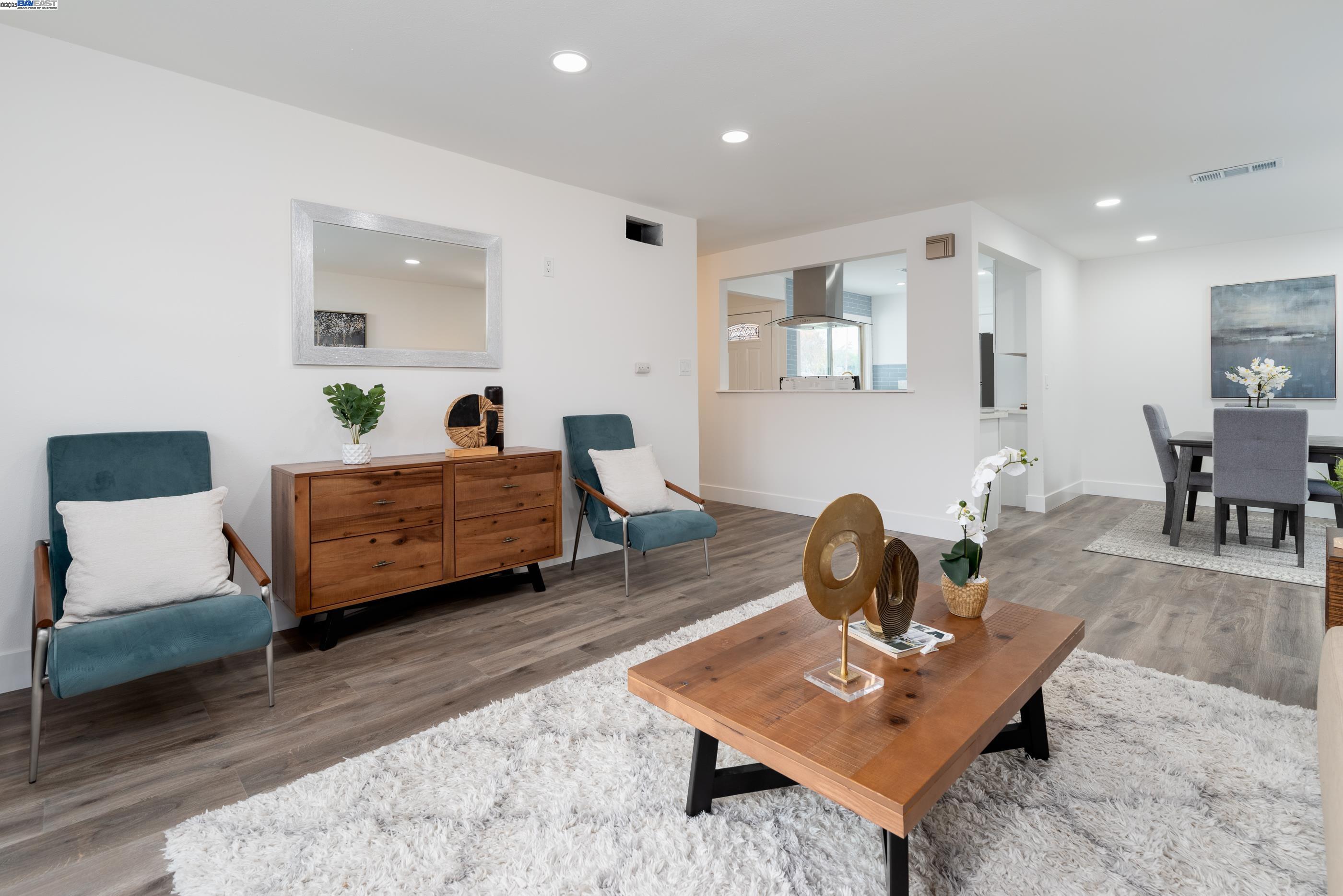 Detail Gallery Image 6 of 28 For 63 E Madill St, Antioch,  CA 94509 - 3 Beds | 1 Baths