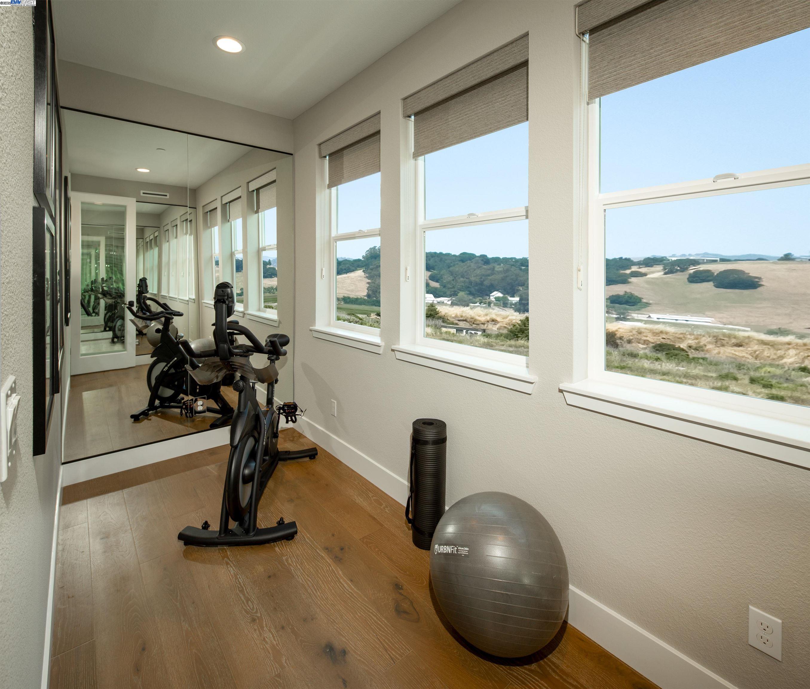 Detail Gallery Image 14 of 25 For 343 Cordelia Drive, Napa,  CA 94558 - 5 Beds | 4/1 Baths
