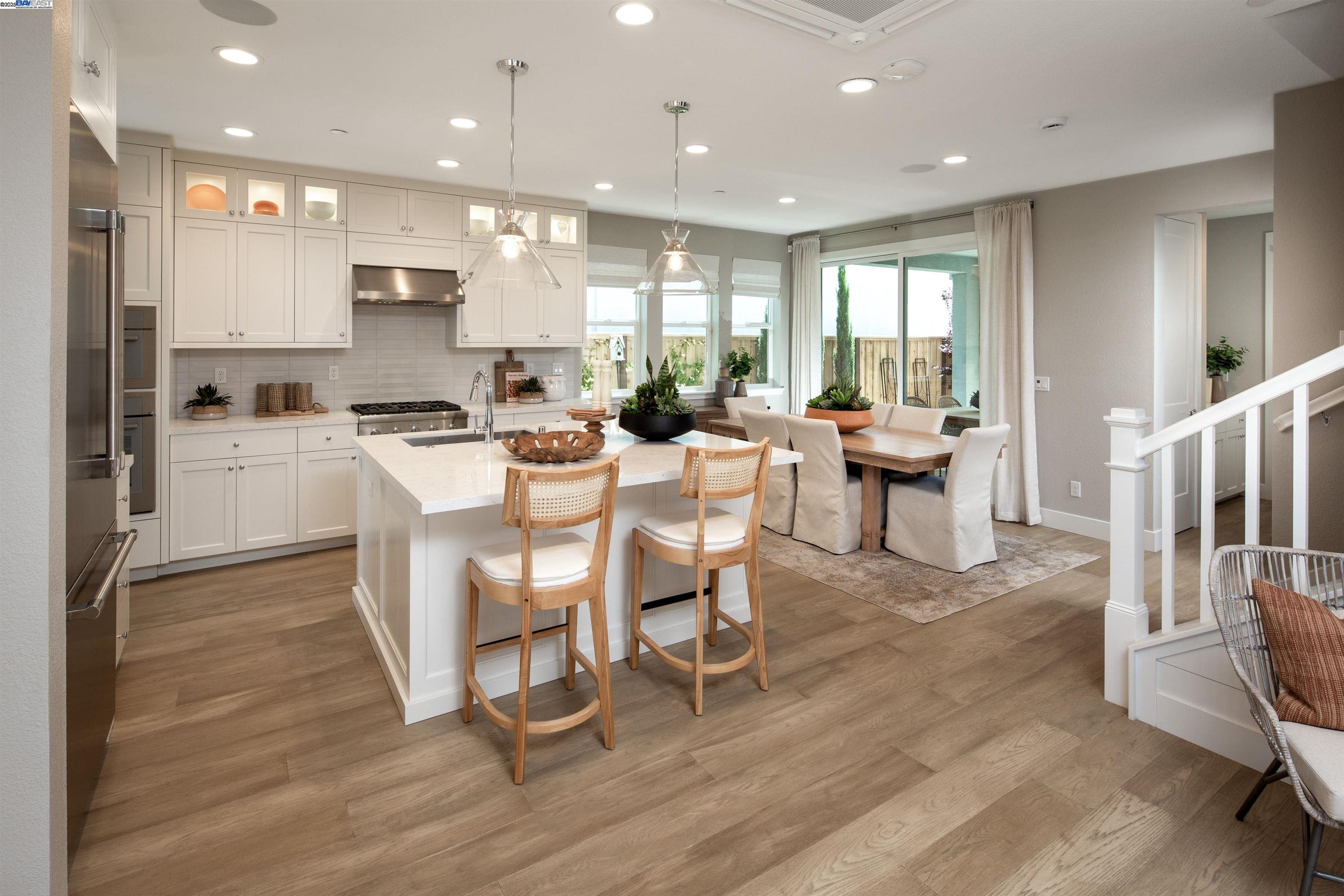 Detail Gallery Image 2 of 14 For 347 Cordelia Drive, Napa,  CA 94558 - 4 Beds | 3 Baths