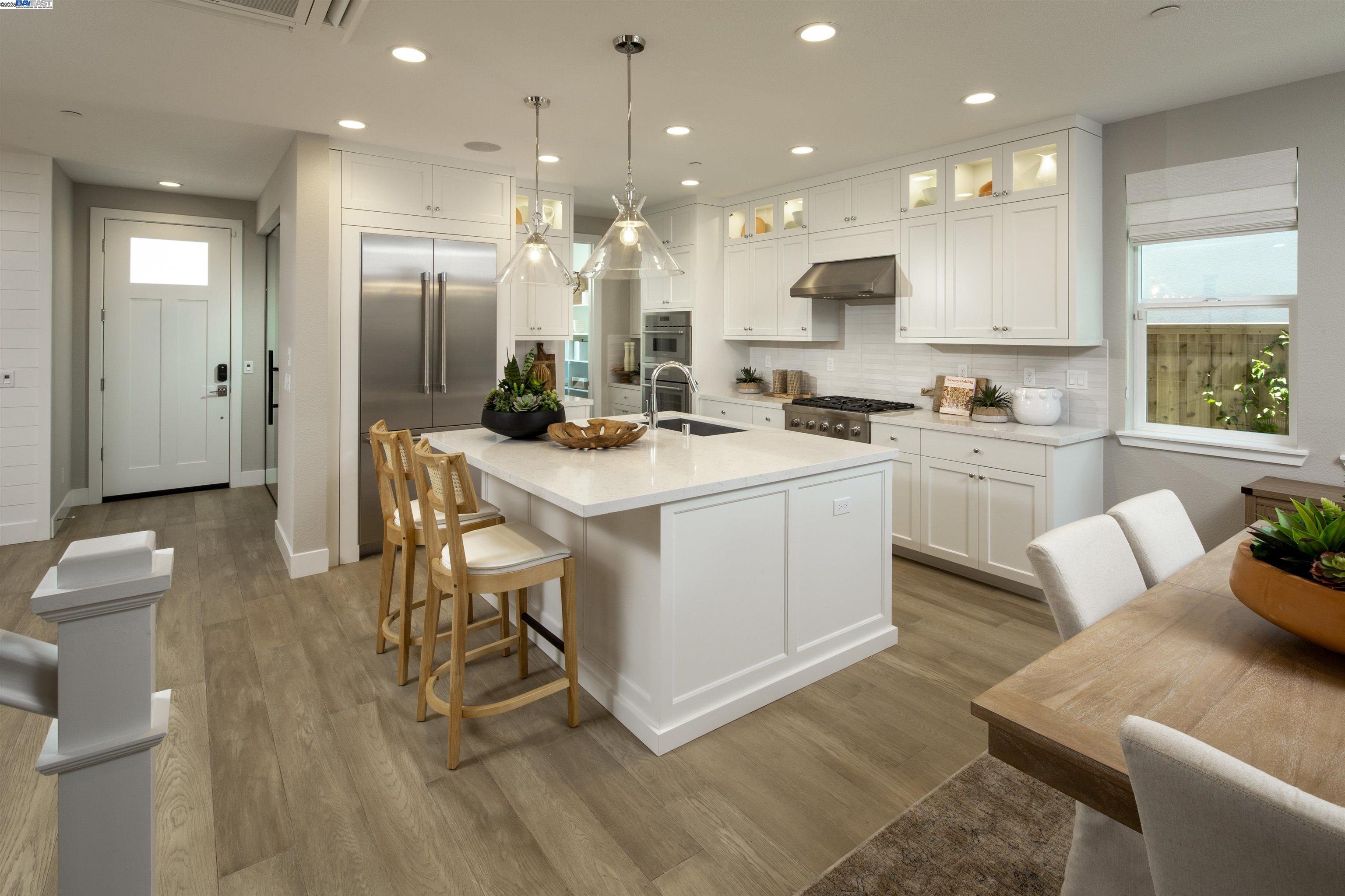 Detail Gallery Image 4 of 14 For 347 Cordelia Drive, Napa,  CA 94558 - 4 Beds | 3 Baths