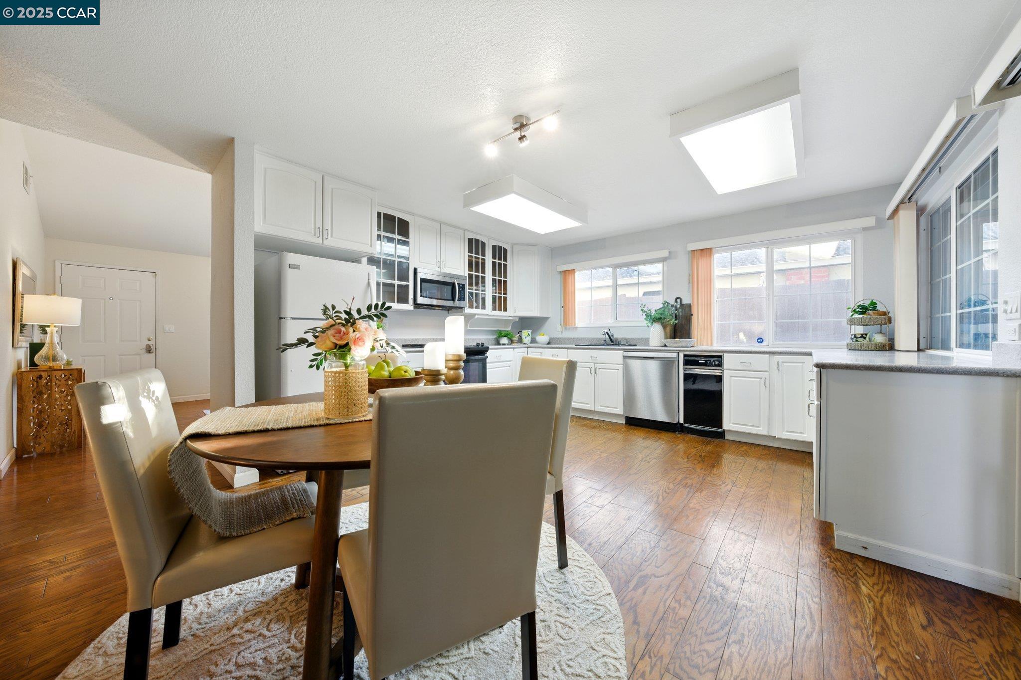 Detail Gallery Image 12 of 52 For 3312 Steele Dr, Bay Point,  CA 94565 - 3 Beds | 2 Baths