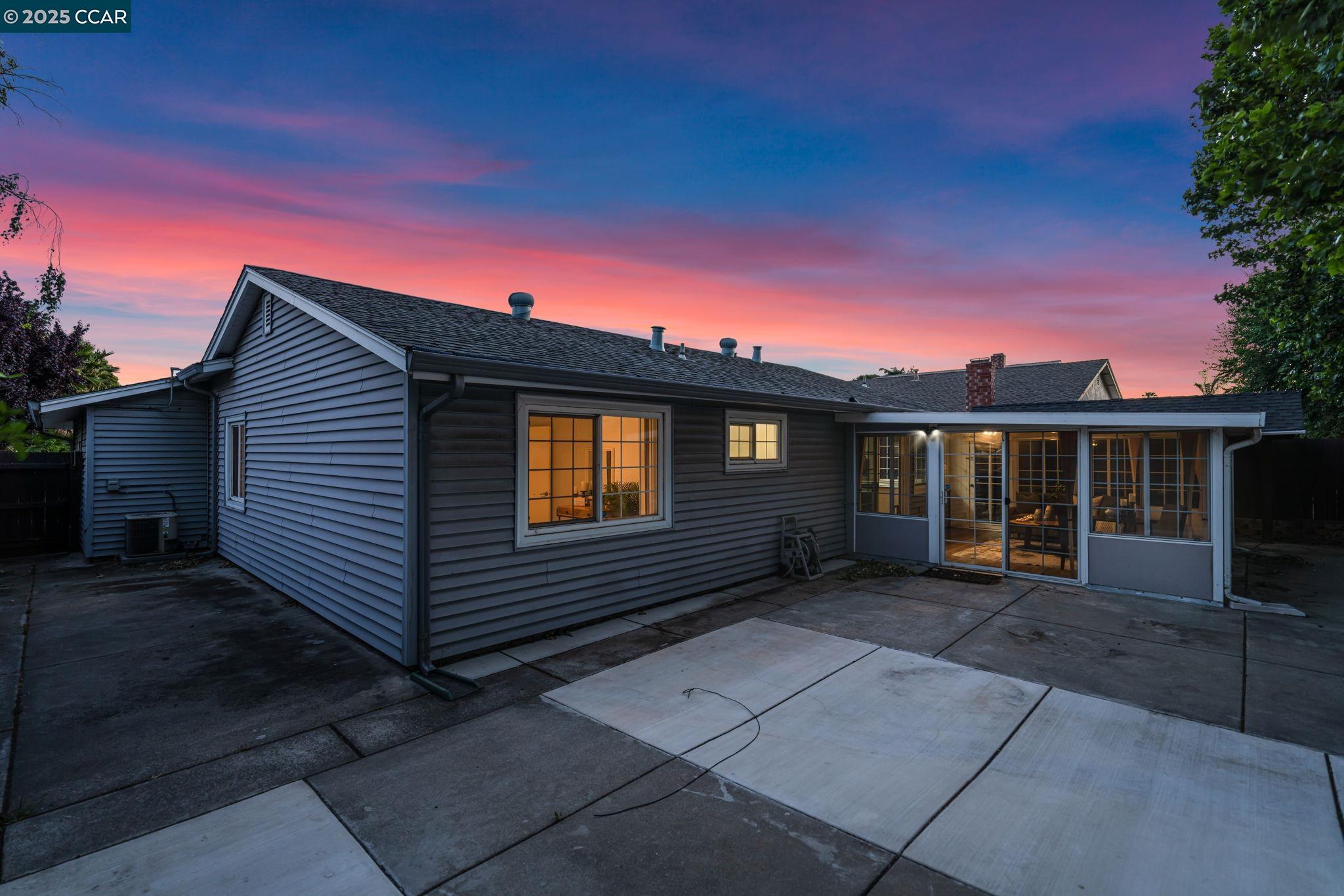Detail Gallery Image 32 of 52 For 3312 Steele Dr, Bay Point,  CA 94565 - 3 Beds | 2 Baths