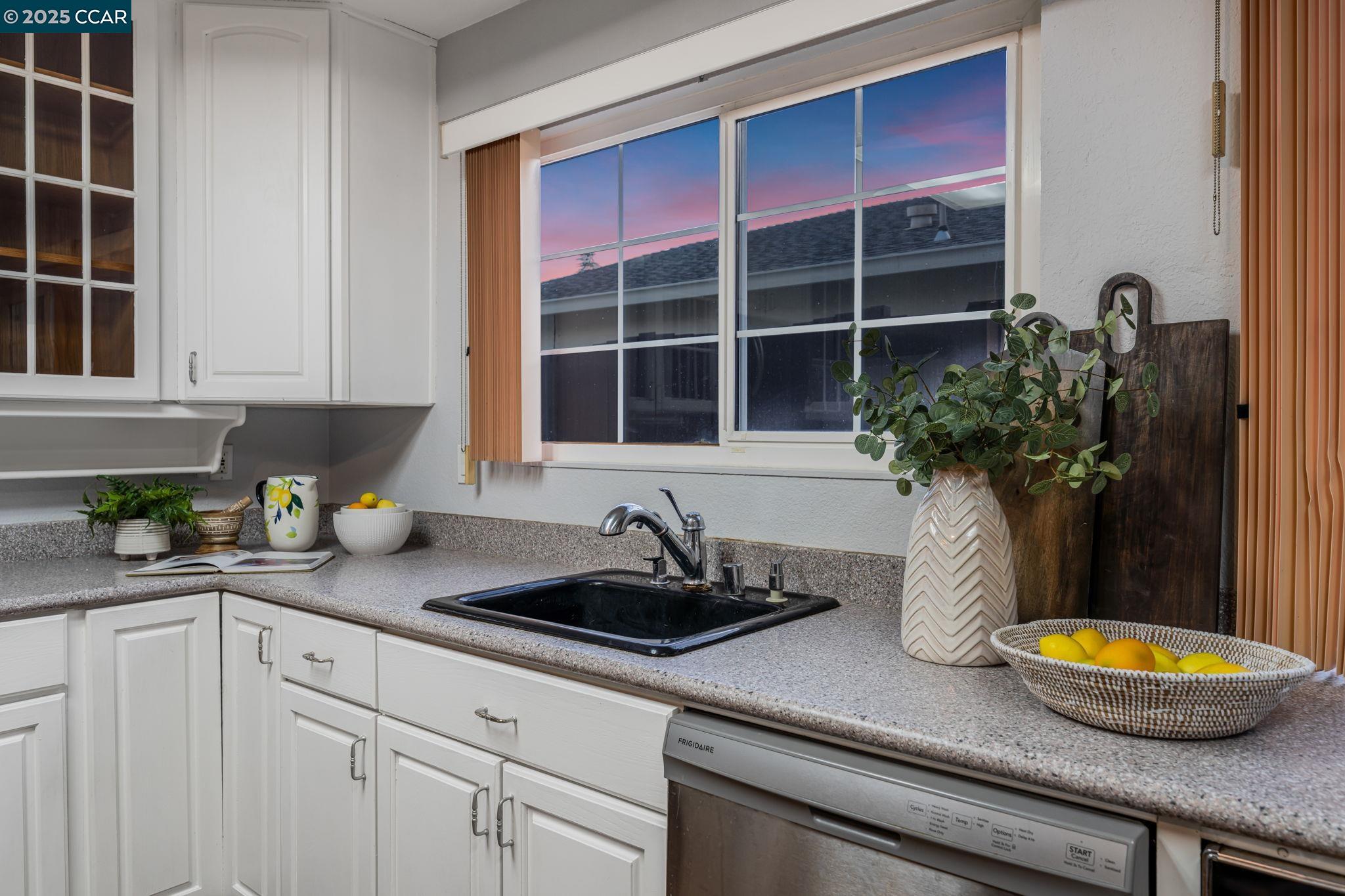 Detail Gallery Image 34 of 52 For 3312 Steele Dr, Bay Point,  CA 94565 - 3 Beds | 2 Baths