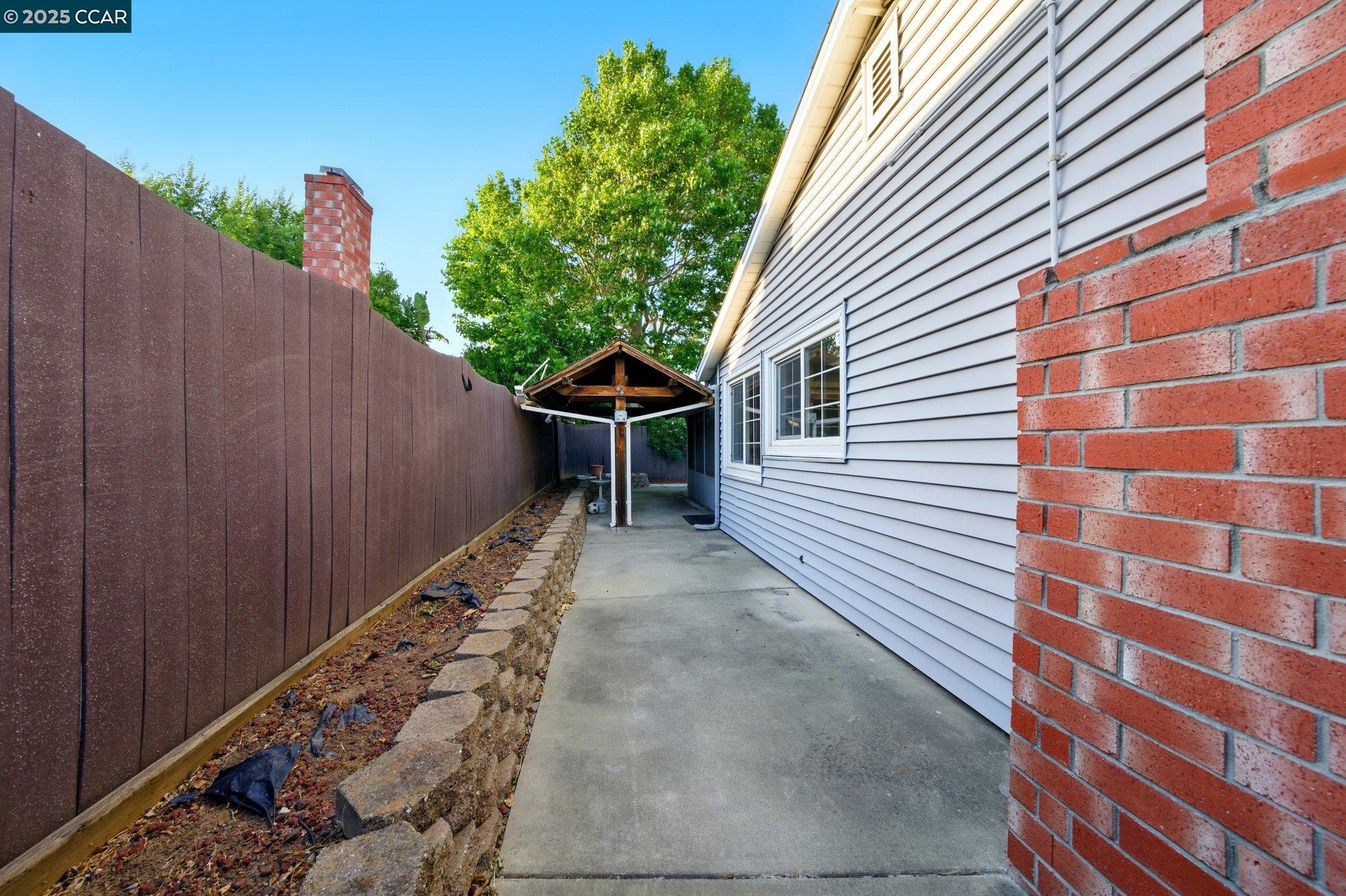 Detail Gallery Image 43 of 52 For 3312 Steele Dr, Bay Point,  CA 94565 - 3 Beds | 2 Baths