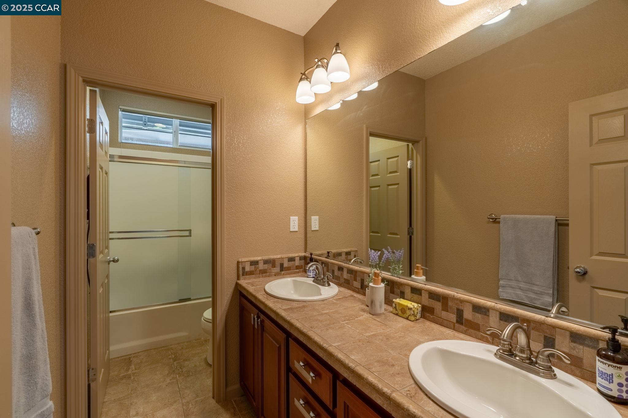 Detail Gallery Image 28 of 53 For 9028 Tee Box Ct, Patterson,  CA 95363 - 4 Beds | 3/1 Baths