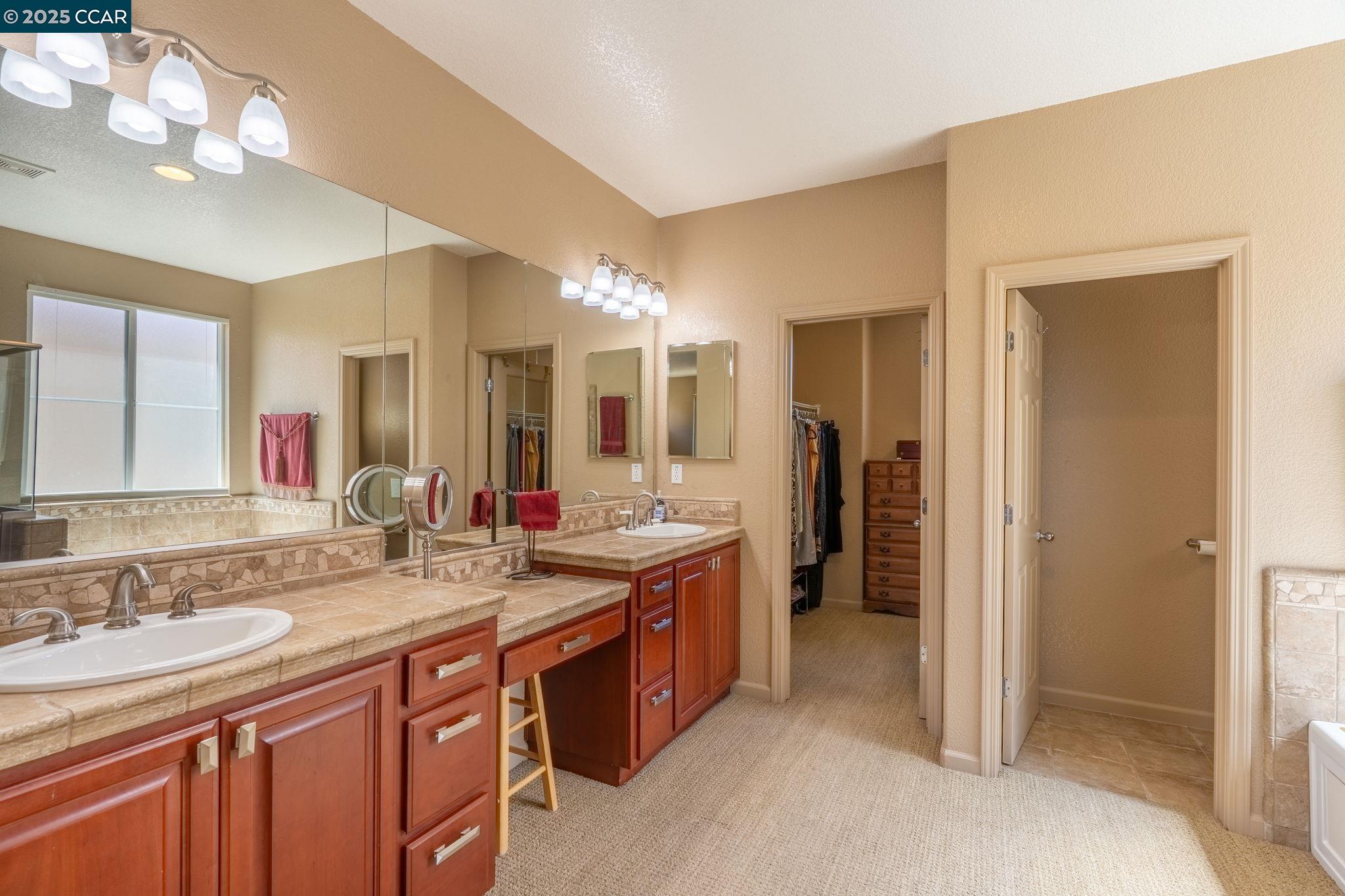 Detail Gallery Image 35 of 53 For 9028 Tee Box Ct, Patterson,  CA 95363 - 4 Beds | 3/1 Baths
