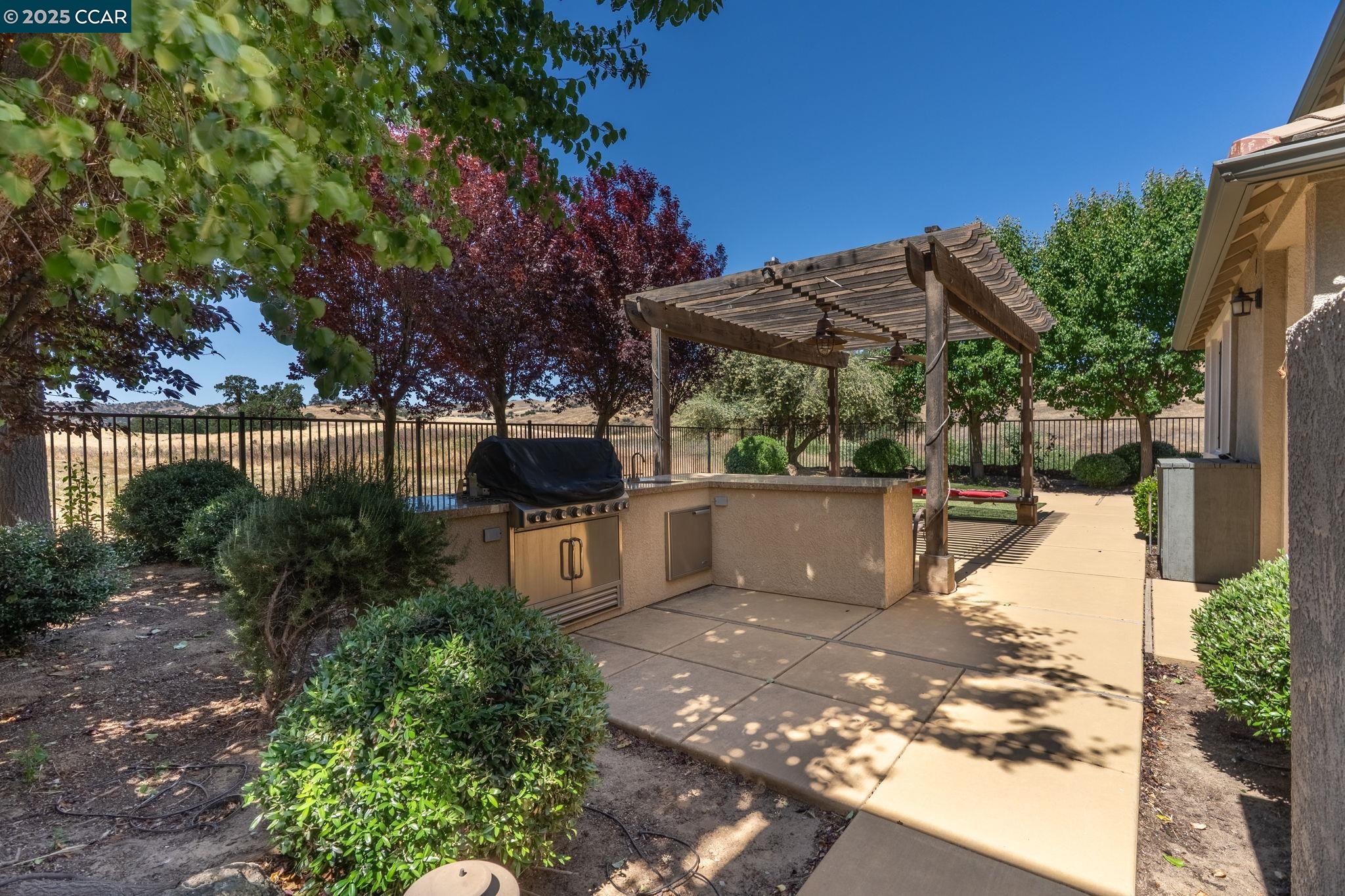 Detail Gallery Image 41 of 53 For 9028 Tee Box Ct, Patterson,  CA 95363 - 4 Beds | 3/1 Baths