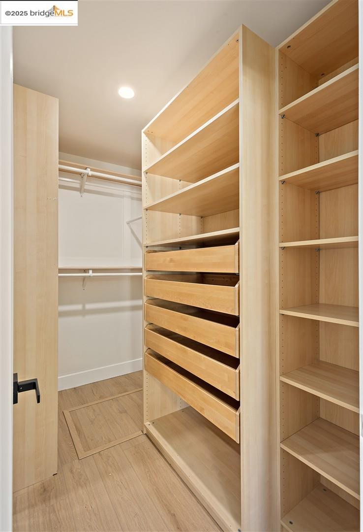 Detail Gallery Image 19 of 49 For 615 Kains Ave, Albany,  CA 94706 - 3 Beds | 2 Baths