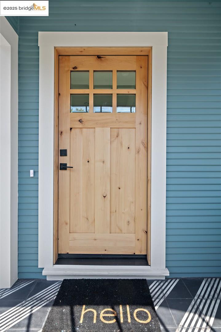 Detail Gallery Image 4 of 49 For 615 Kains Ave, Albany,  CA 94706 - 3 Beds | 2 Baths