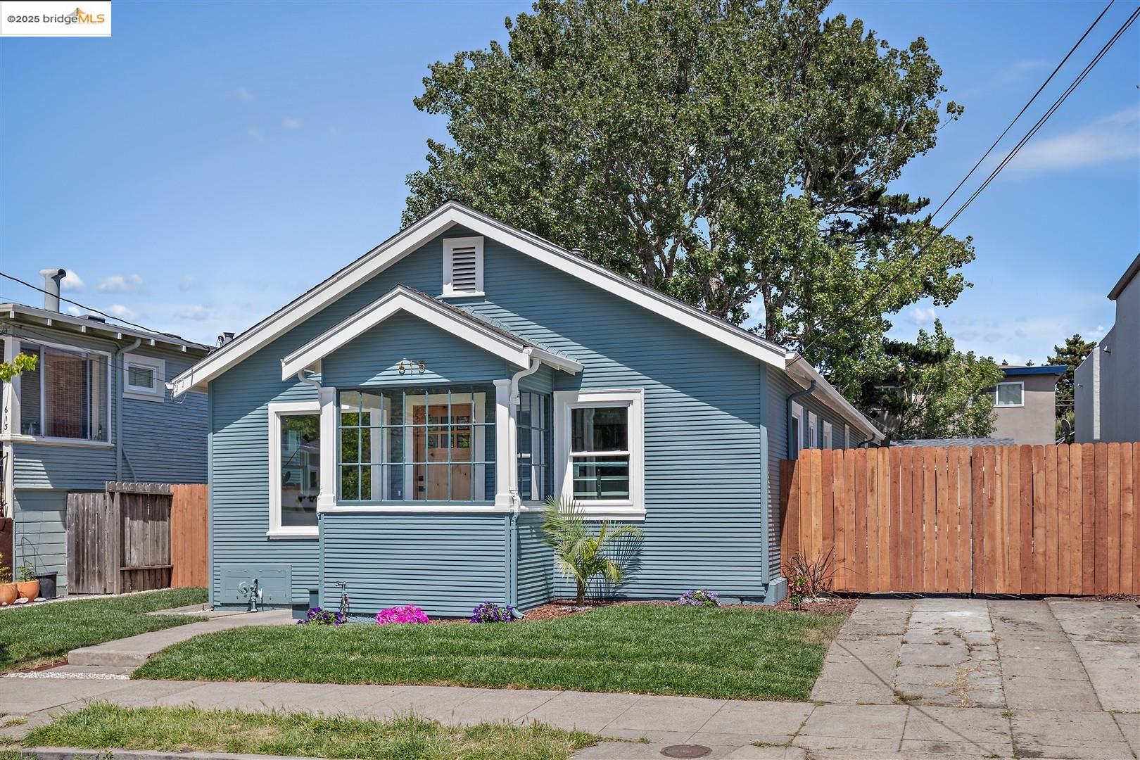 Detail Gallery Image 43 of 49 For 615 Kains Ave, Albany,  CA 94706 - 3 Beds | 2 Baths