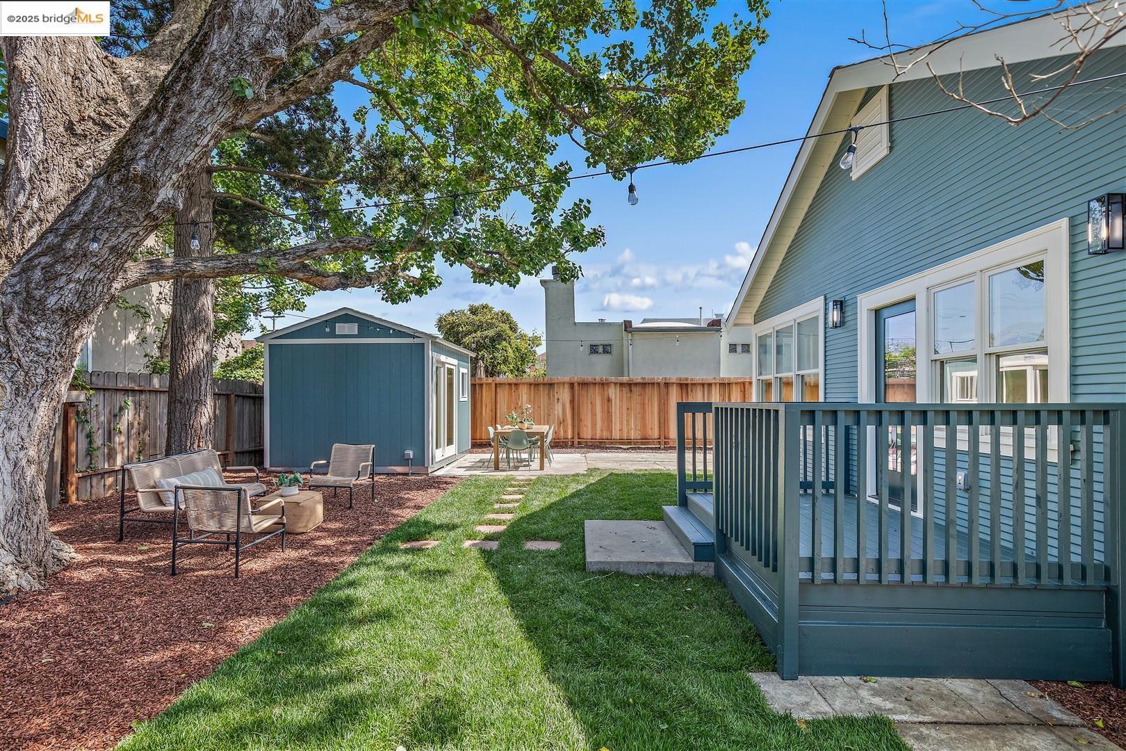 Detail Gallery Image 46 of 49 For 615 Kains Ave, Albany,  CA 94706 - 3 Beds | 2 Baths