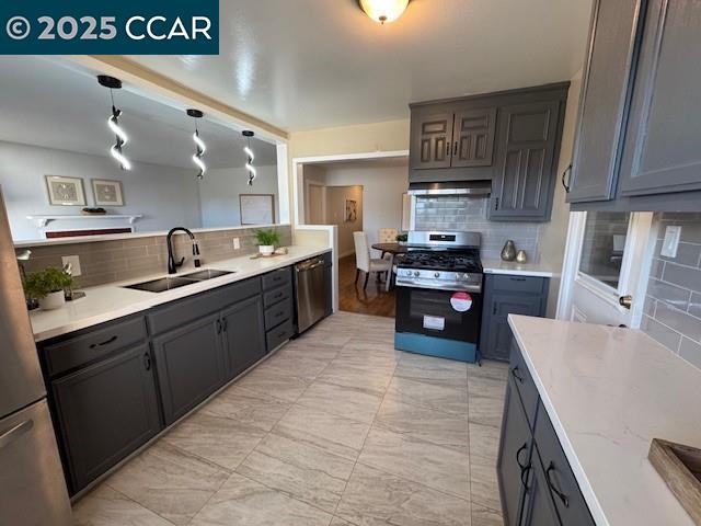 Detail Gallery Image 14 of 34 For 2943 Mckenzie Dr., Richmond,  CA 94806 - 3 Beds | 2 Baths
