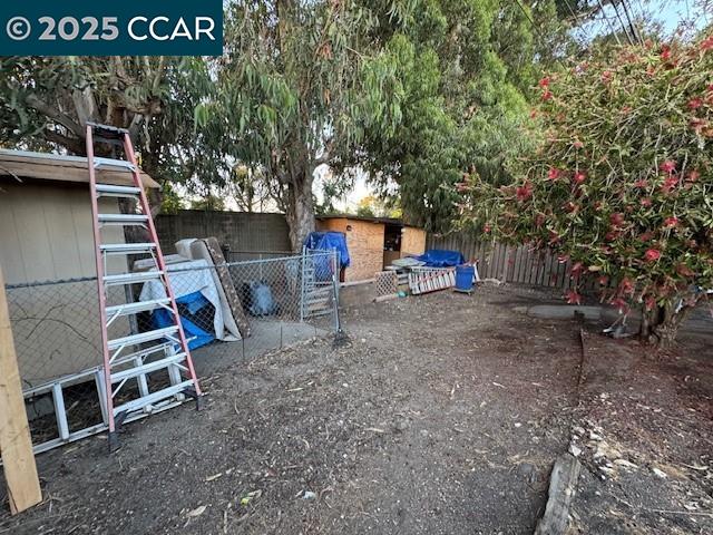 Detail Gallery Image 26 of 34 For 2943 Mckenzie Dr., Richmond,  CA 94806 - 3 Beds | 2 Baths