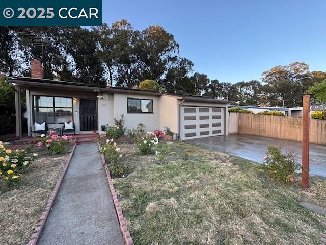 Detail Gallery Image 4 of 34 For 2943 Mckenzie Dr., Richmond,  CA 94806 - 3 Beds | 2 Baths