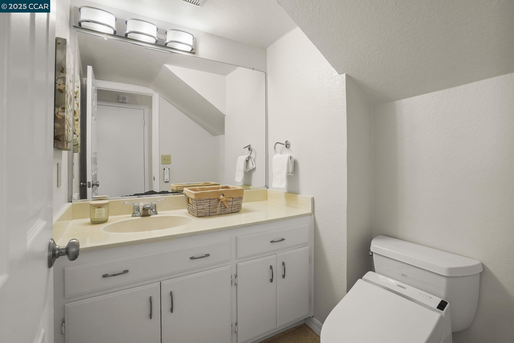 Detail Gallery Image 13 of 24 For 192 Anchor Drive, Bay Point,  CA 94565-3068 - 3 Beds | 2/1 Baths