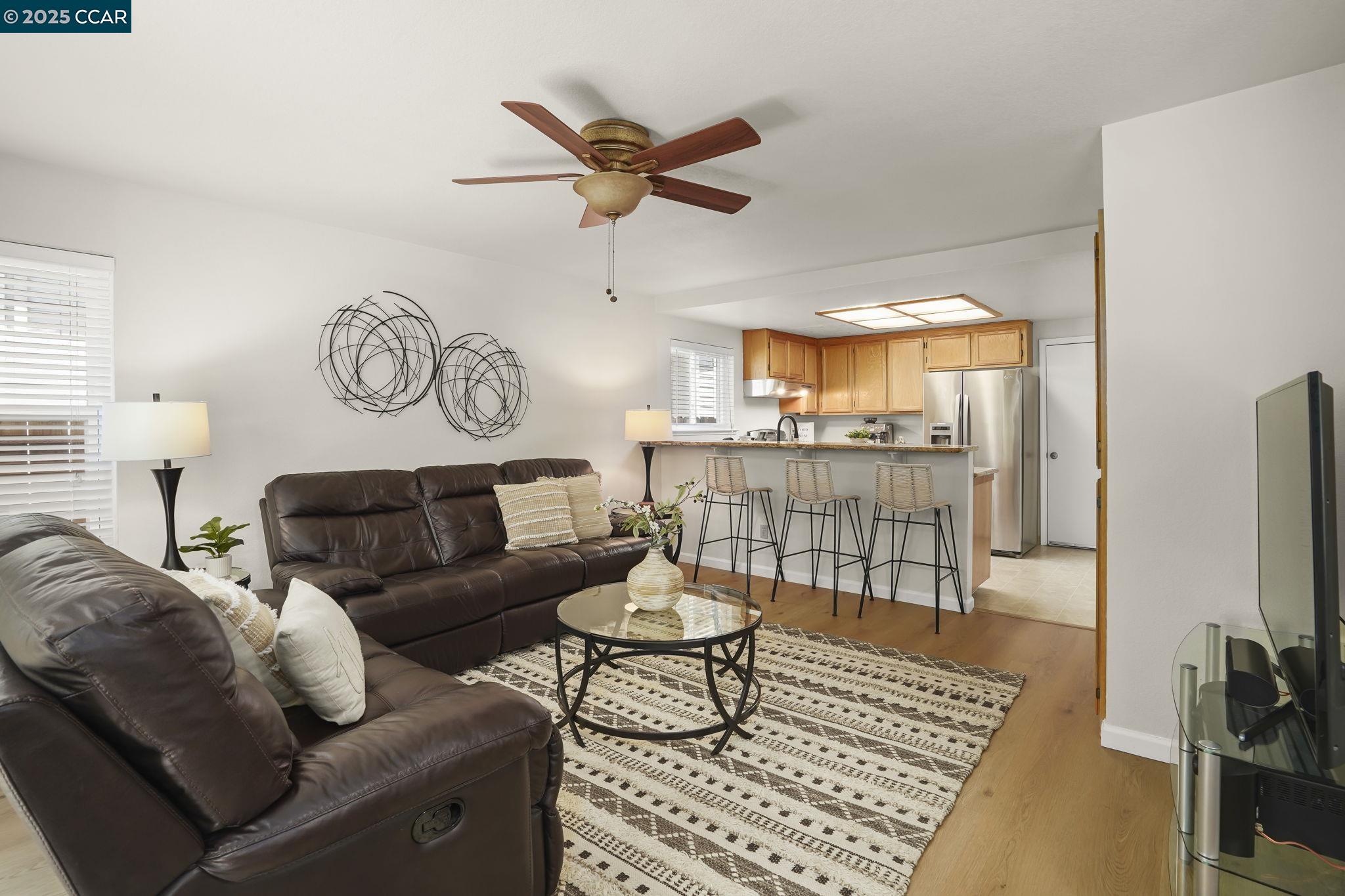 Detail Gallery Image 9 of 24 For 192 Anchor Drive, Bay Point,  CA 94565-3068 - 3 Beds | 2/1 Baths