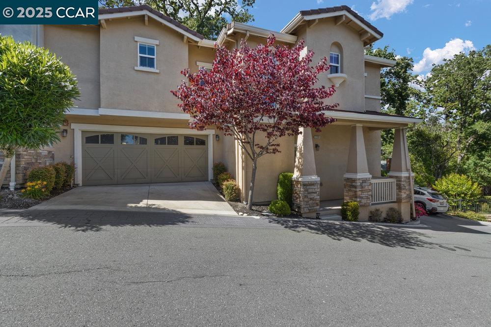 More Details about MLS # 41098315 : 2299 OVERLOOK DR
