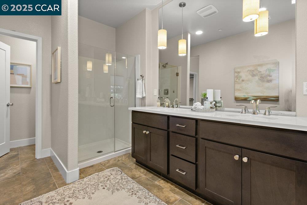 Detail Gallery Image 15 of 45 For 2299 Overlook Dr, Walnut Creek,  CA 94597 - 3 Beds | 2/1 Baths