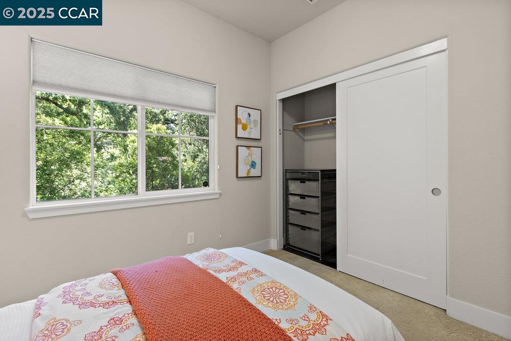 Detail Gallery Image 18 of 45 For 2299 Overlook Dr, Walnut Creek,  CA 94597 - 3 Beds | 2/1 Baths