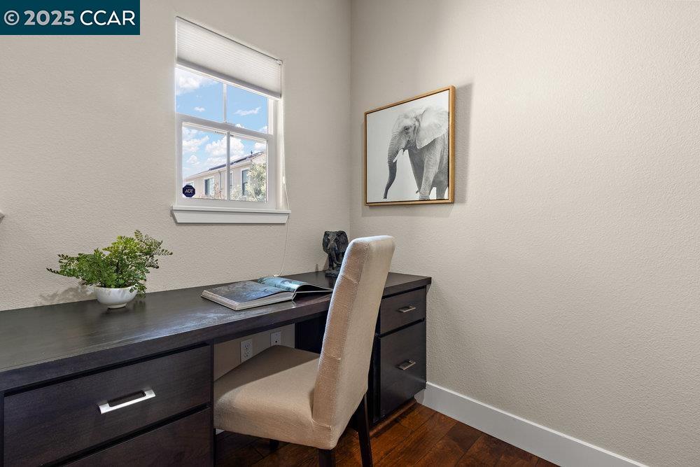 Detail Gallery Image 25 of 45 For 2299 Overlook Dr, Walnut Creek,  CA 94597 - 3 Beds | 2/1 Baths