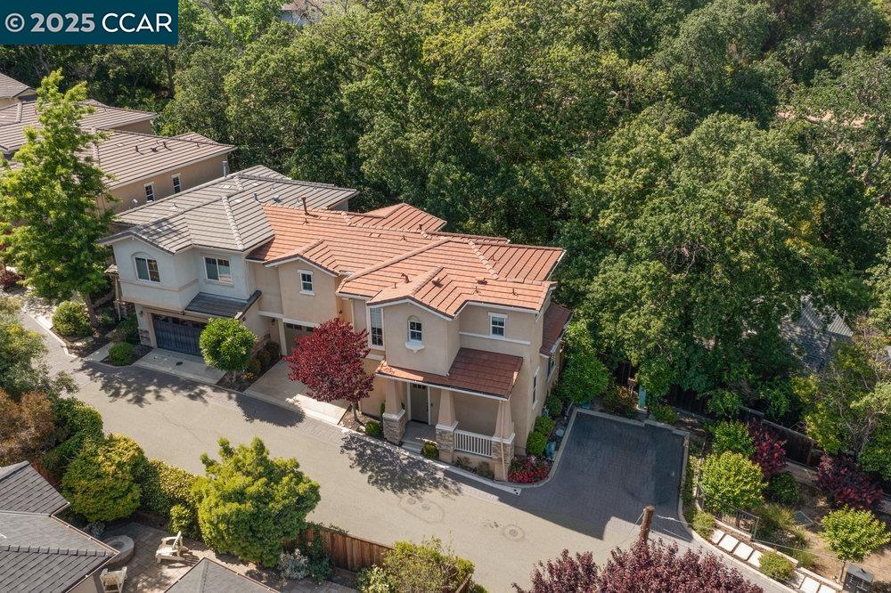 Detail Gallery Image 41 of 45 For 2299 Overlook Dr, Walnut Creek,  CA 94597 - 3 Beds | 2/1 Baths