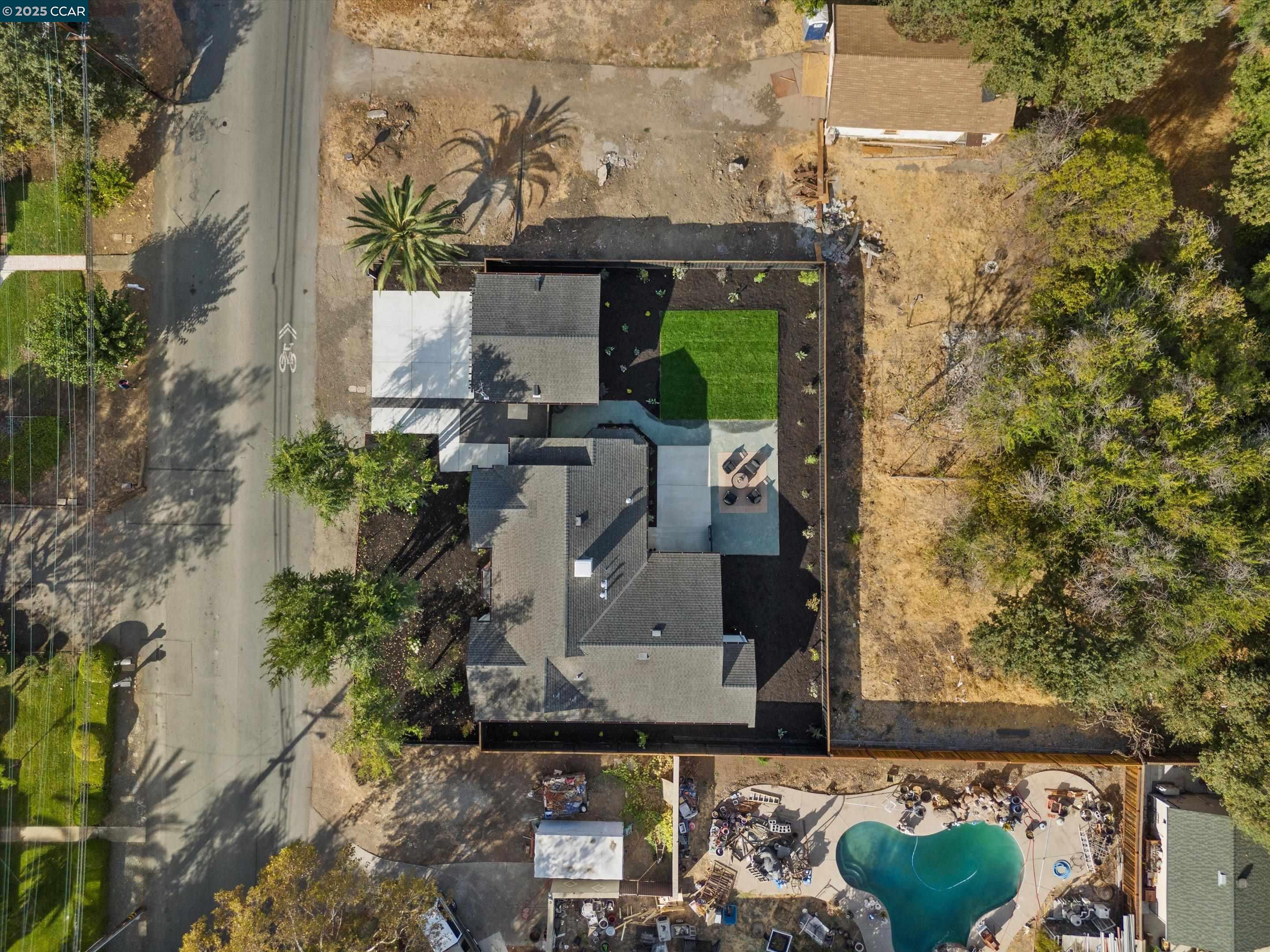 Detail Gallery Image 5 of 7 For 3539 Wren Ave, Concord,  CA 94519 - – Beds | – Baths