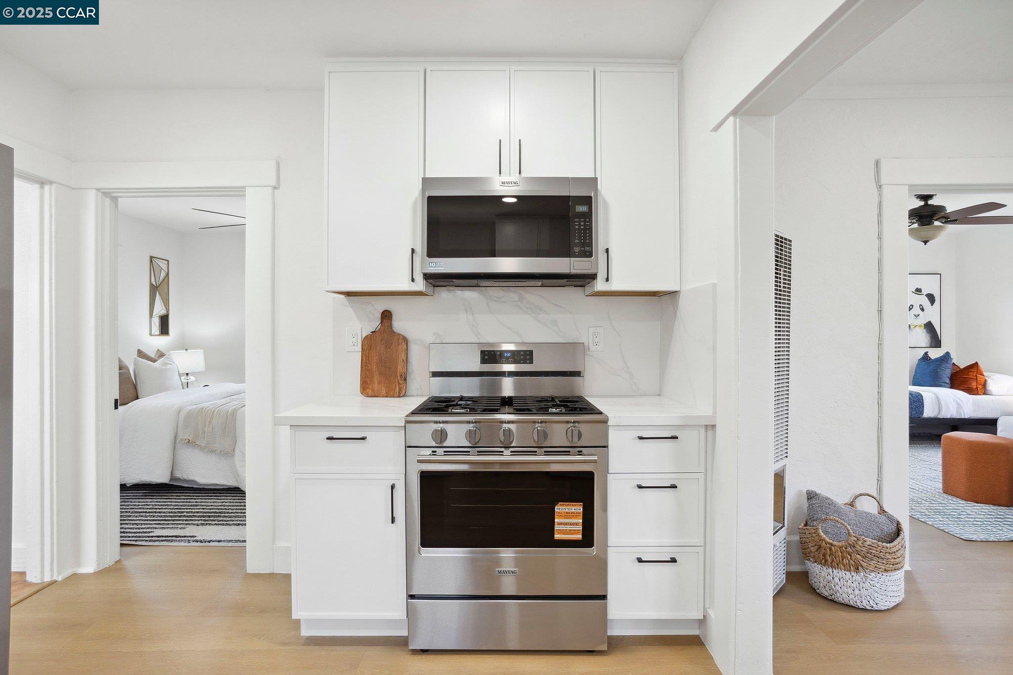 Detail Gallery Image 17 of 44 For 151 Topeka Ave, San Jose,  CA 95128 - 2 Beds | 1 Baths