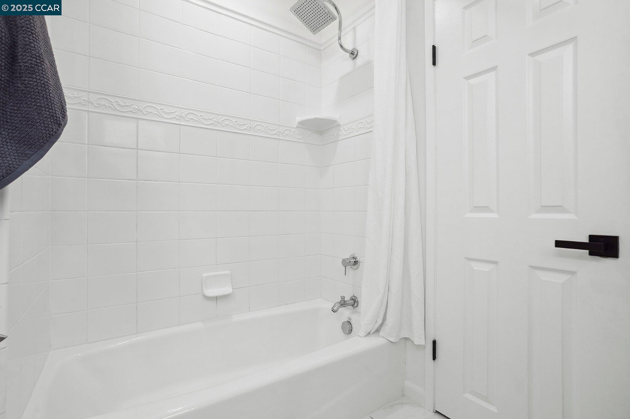 Detail Gallery Image 22 of 44 For 151 Topeka Ave, San Jose,  CA 95128 - 2 Beds | 1 Baths