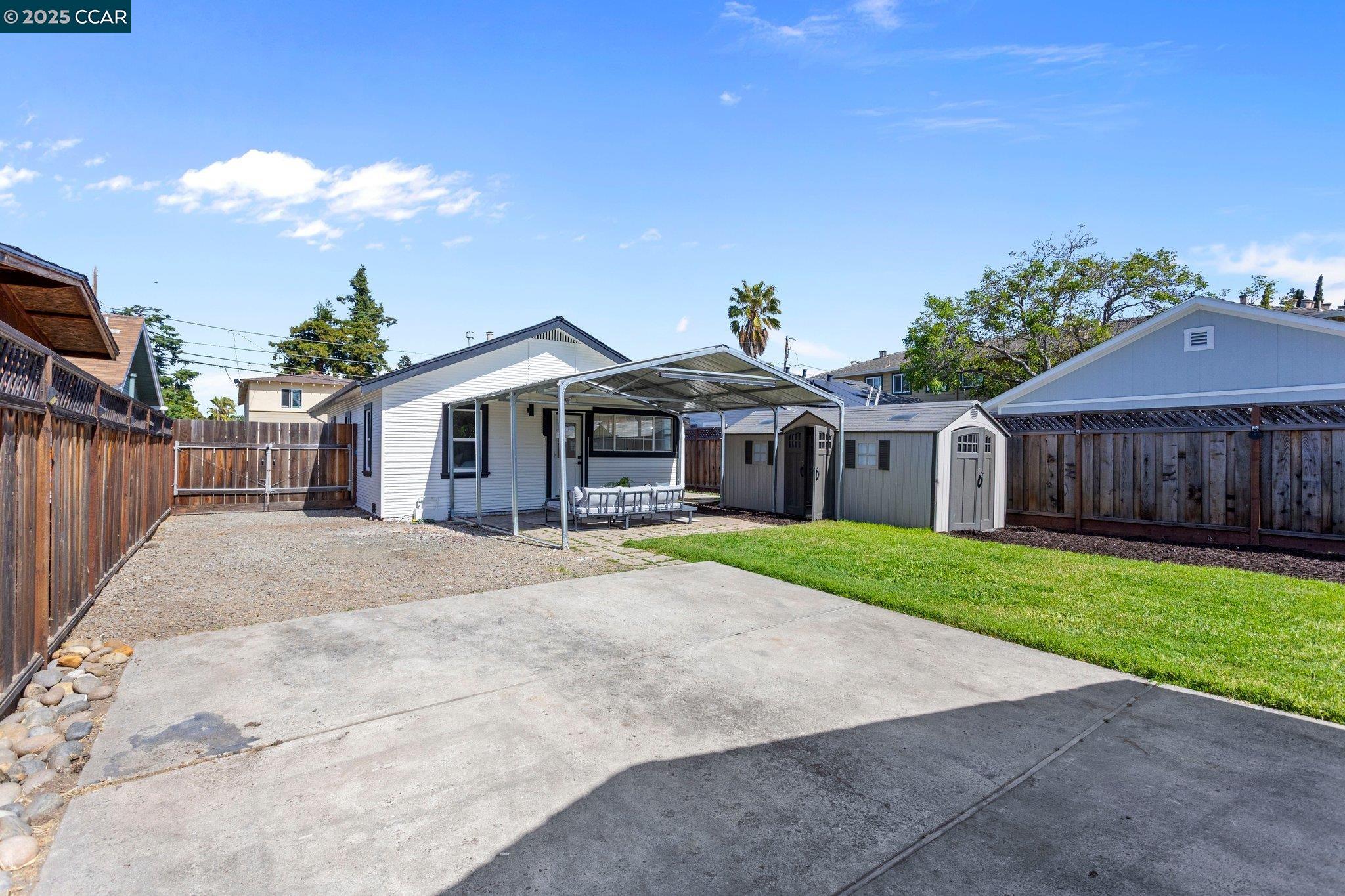 Detail Gallery Image 43 of 44 For 151 Topeka Ave, San Jose,  CA 95128 - 2 Beds | 1 Baths