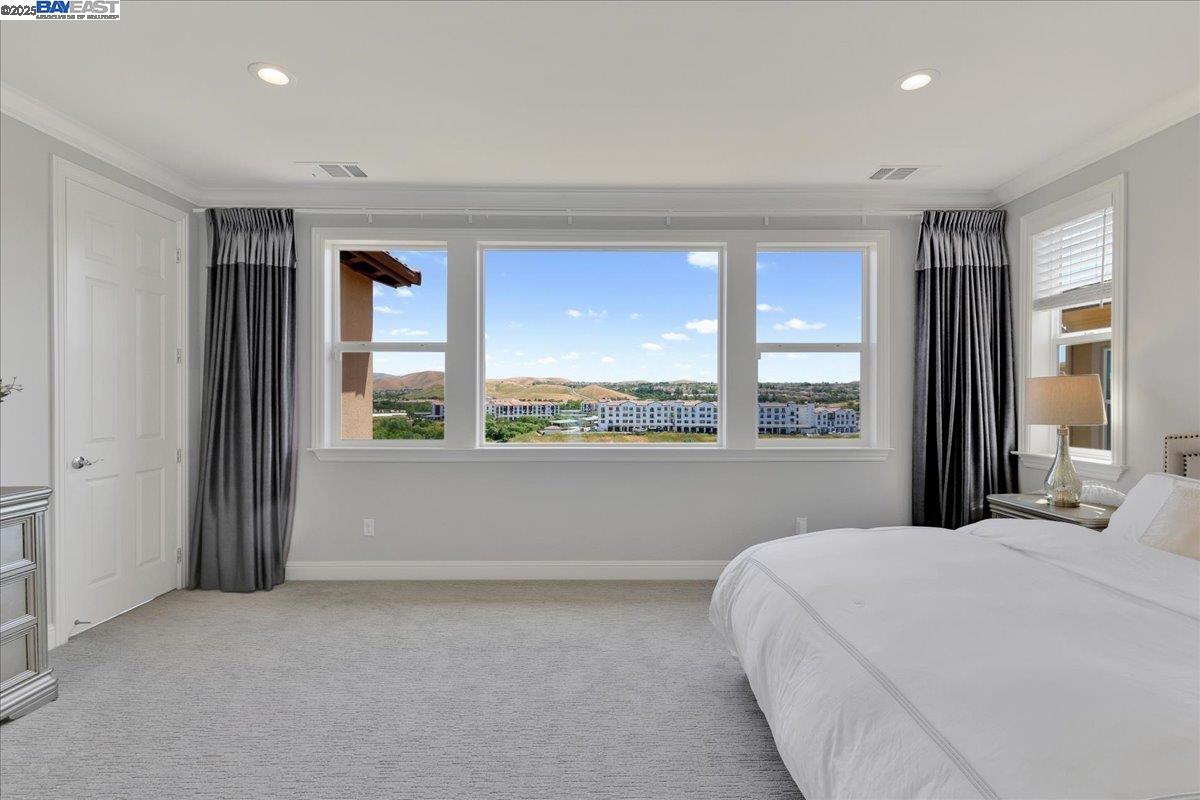 Detail Gallery Image 32 of 60 For 1059 Trumpet Vine Ln, San Ramon,  CA 94582 - 4 Beds | 3/1 Baths